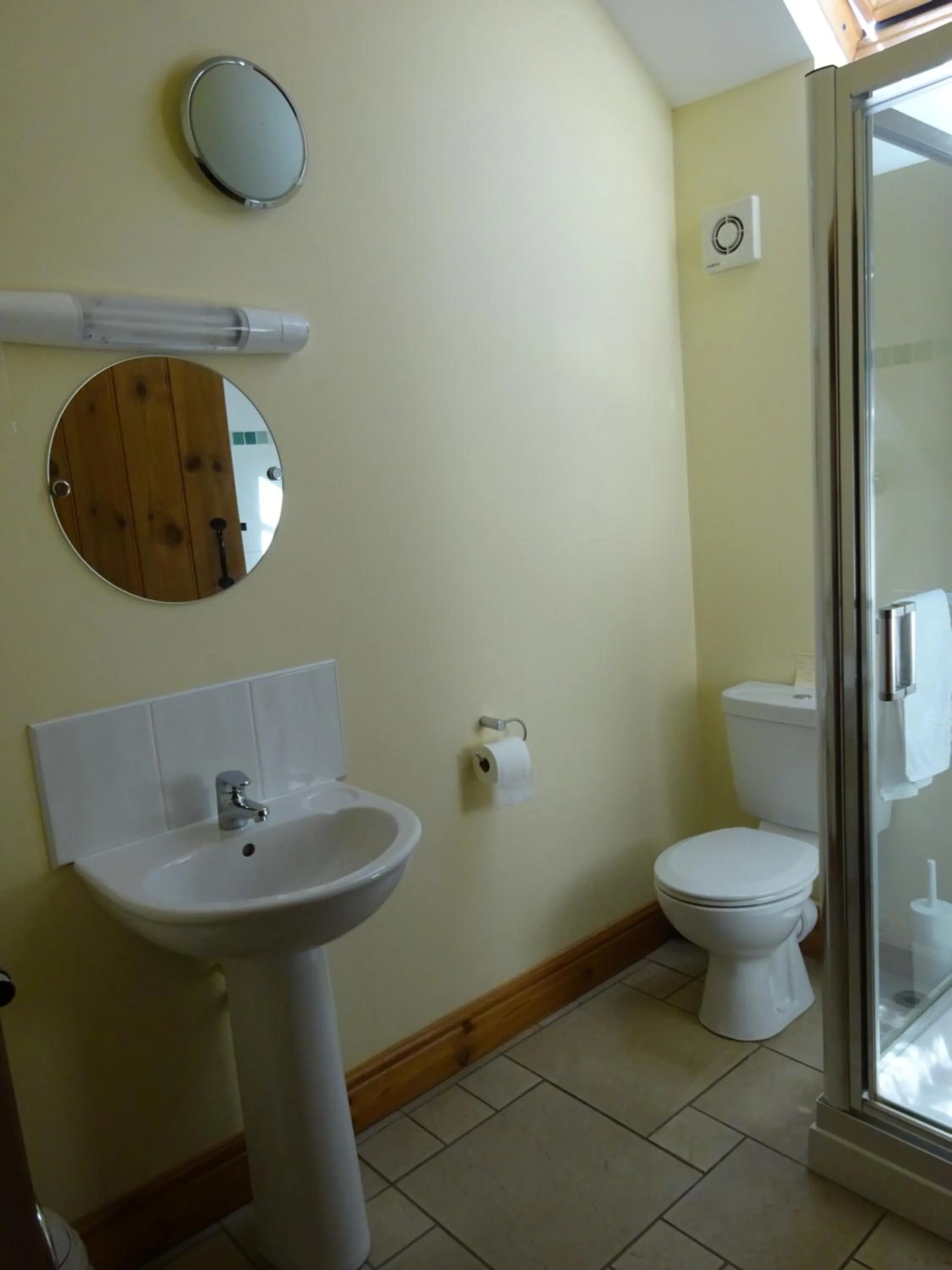 Toilet in The Old Farmhouse