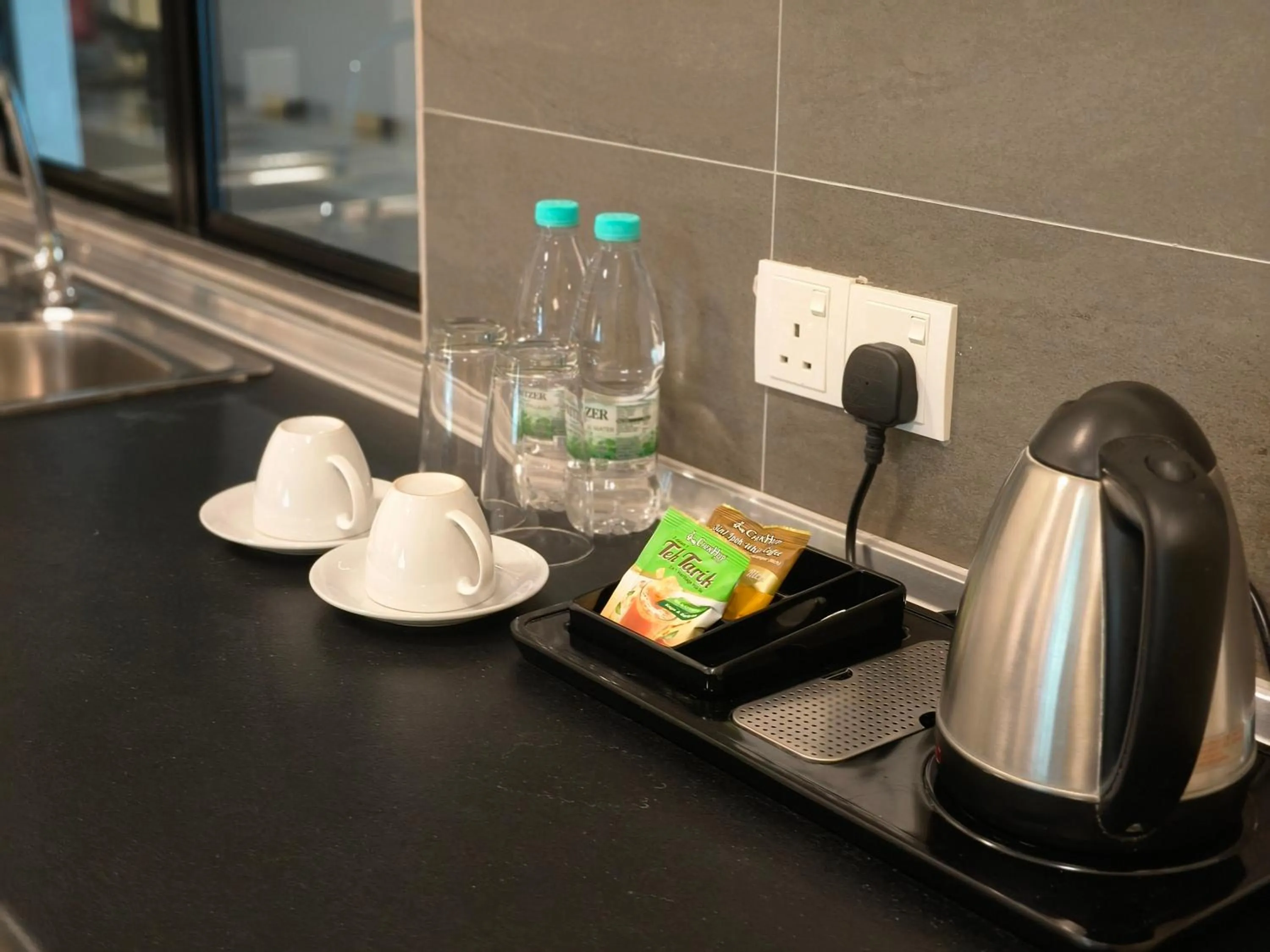 Coffee/tea facilities in RPGC Garden Hotel