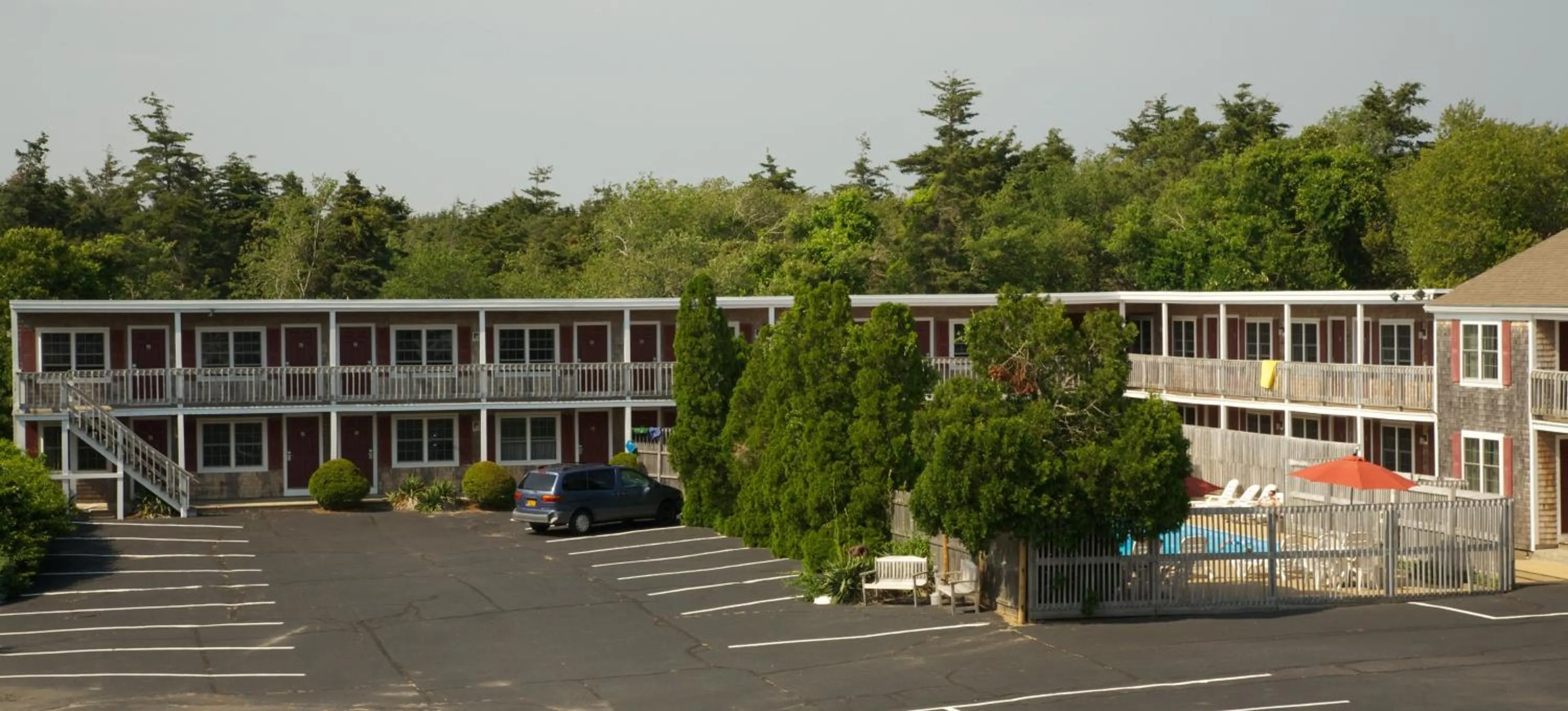 Property building in Holiday Hill Inn & Suites