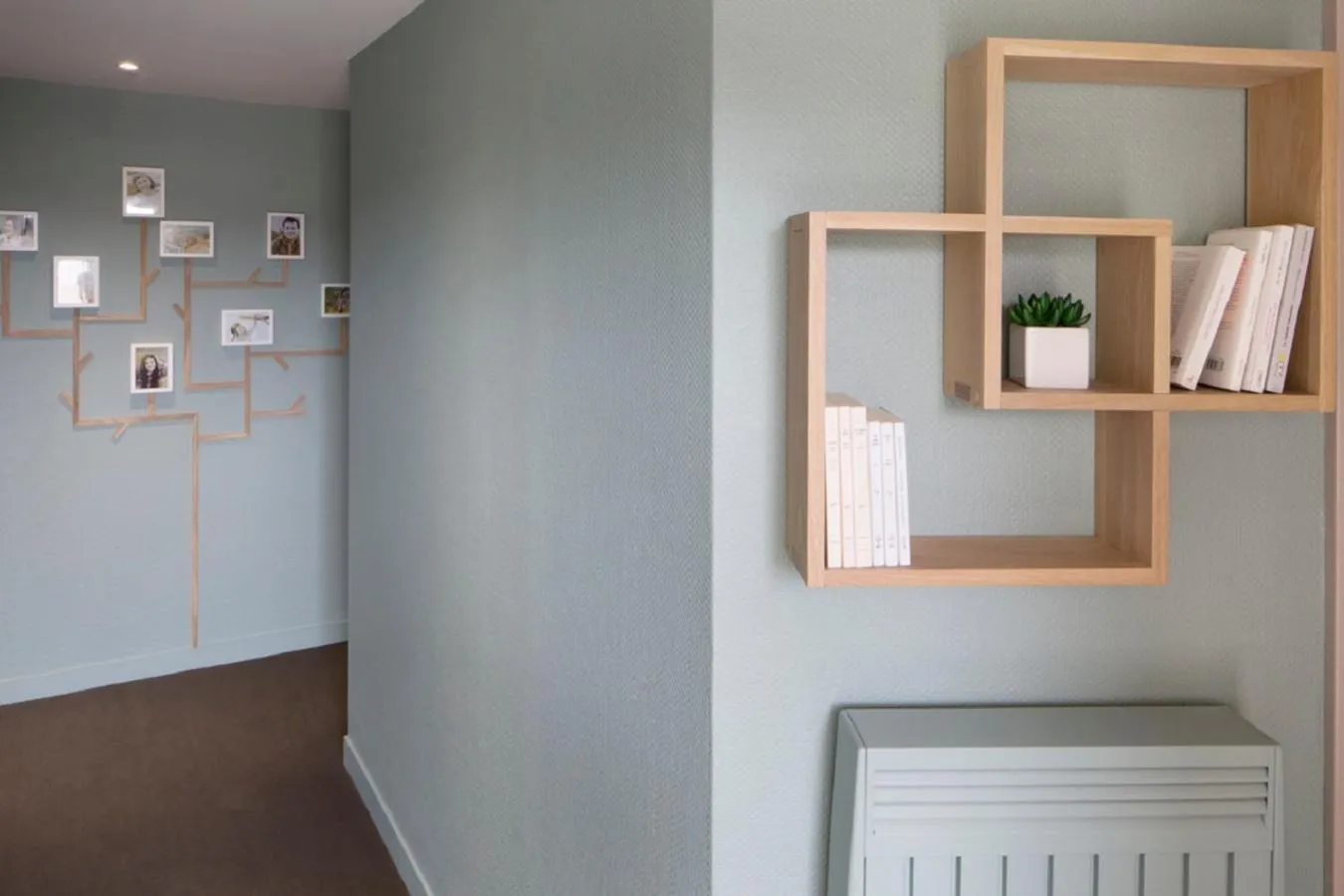 Decorative detail in Hôtel et Apparts Marin