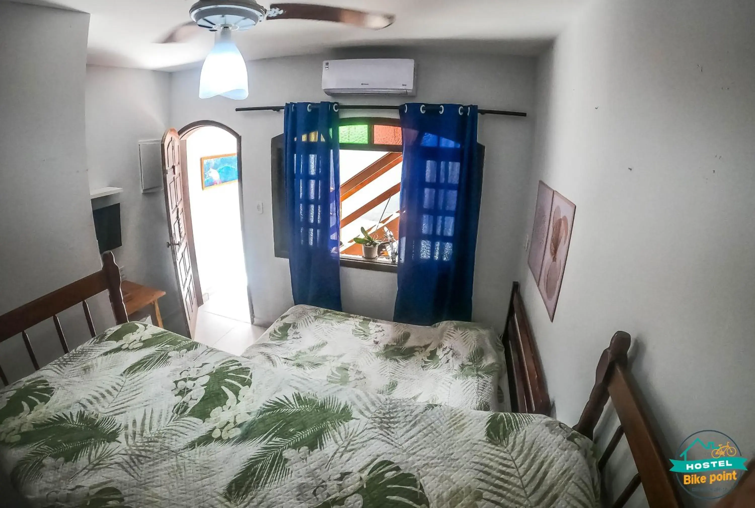 Bunk Bed in Female Dormitory Room in Guest house Bike Point Caraguatatuba Bunk Bed in Female Dormitory Room in Guest house Bike Point Caraguatatuba