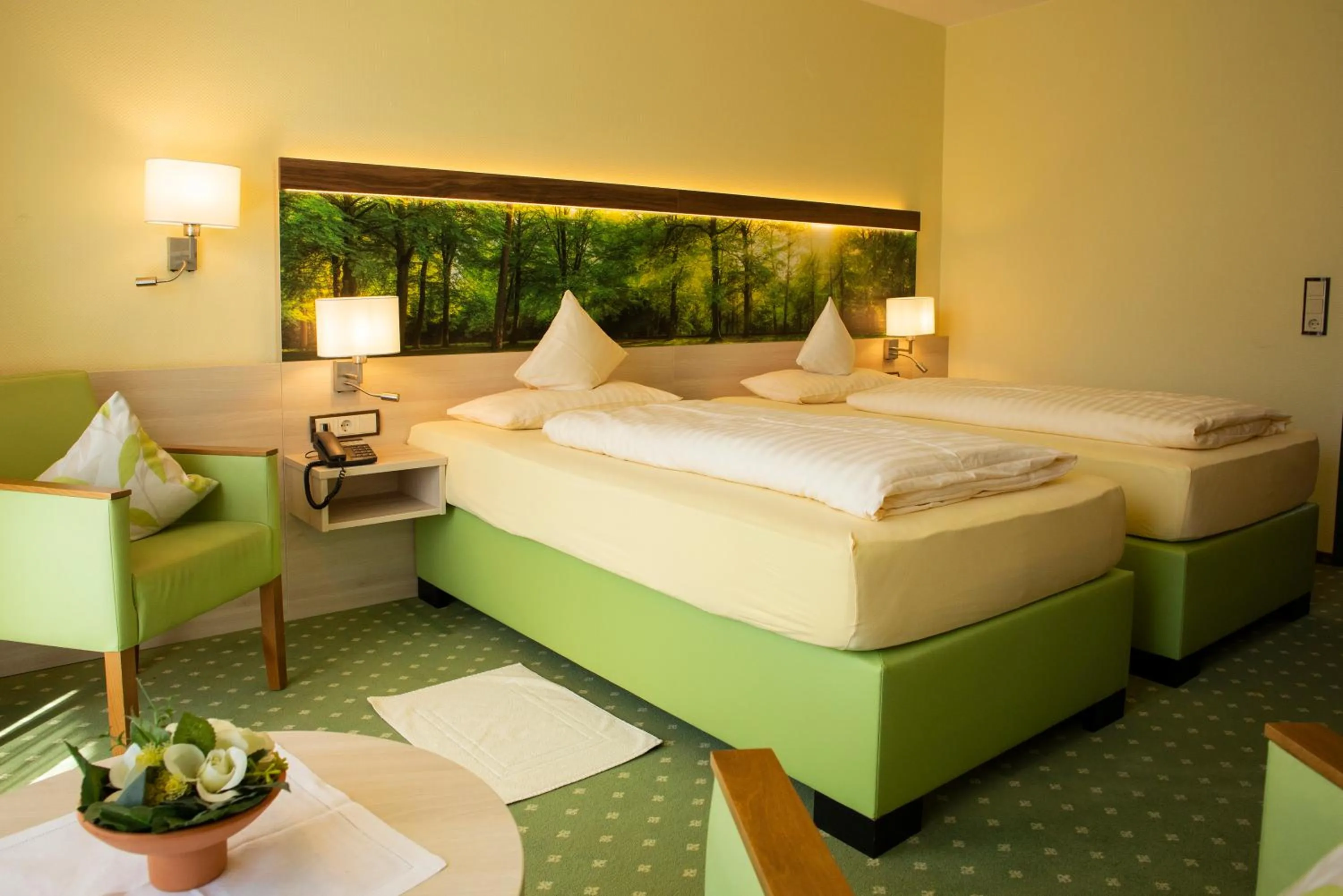 Photo of the whole room, Bed in Lampes Posthotel