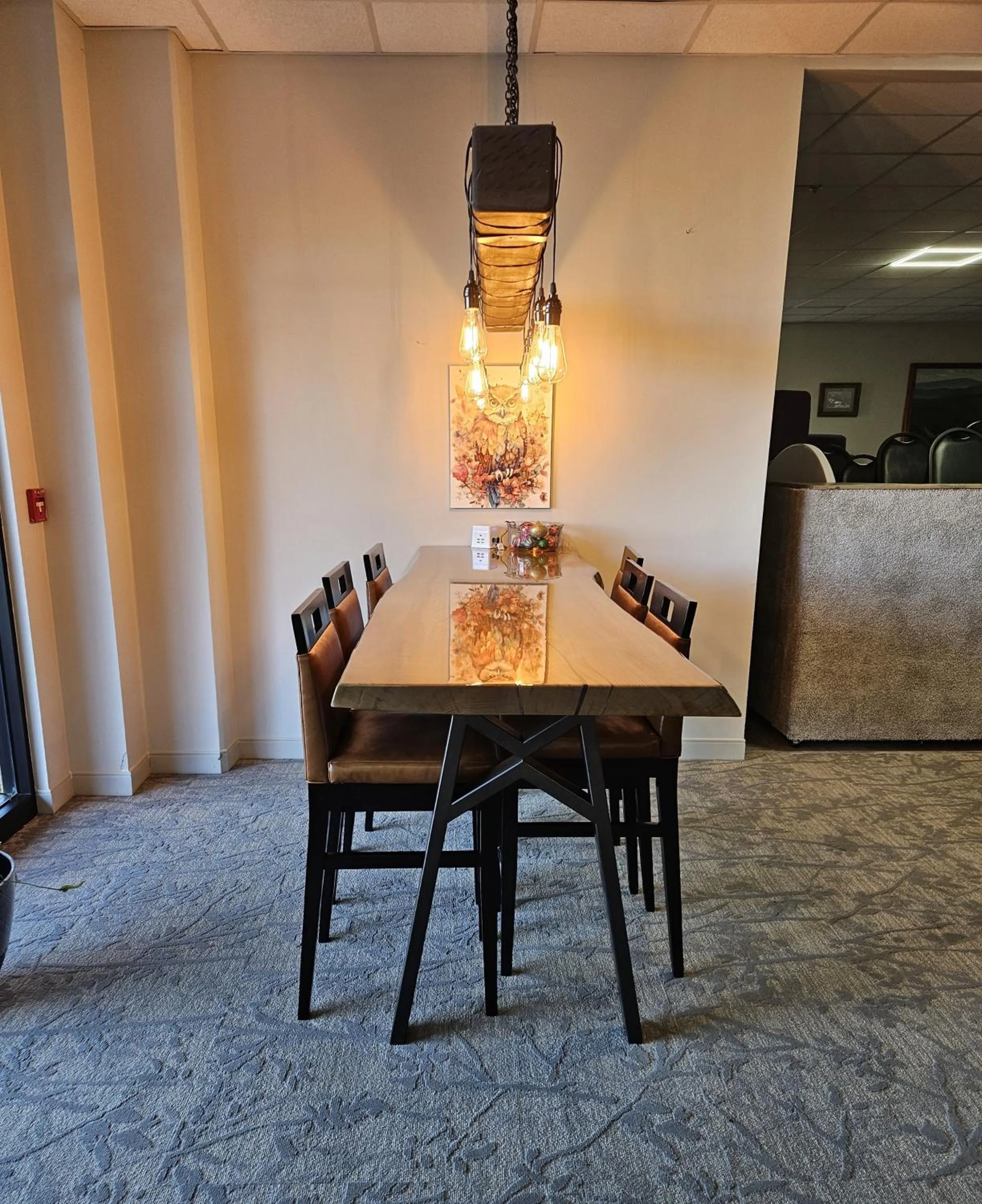 Seating area in Grand Smokies Resort Lodge Pigeon Forge