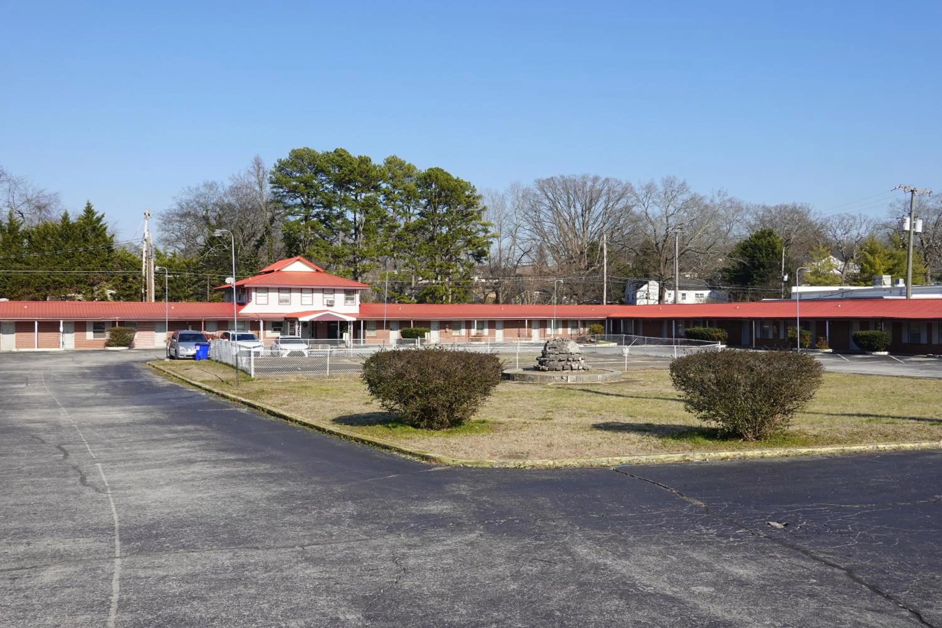 Cascades Motel - Chattanooga