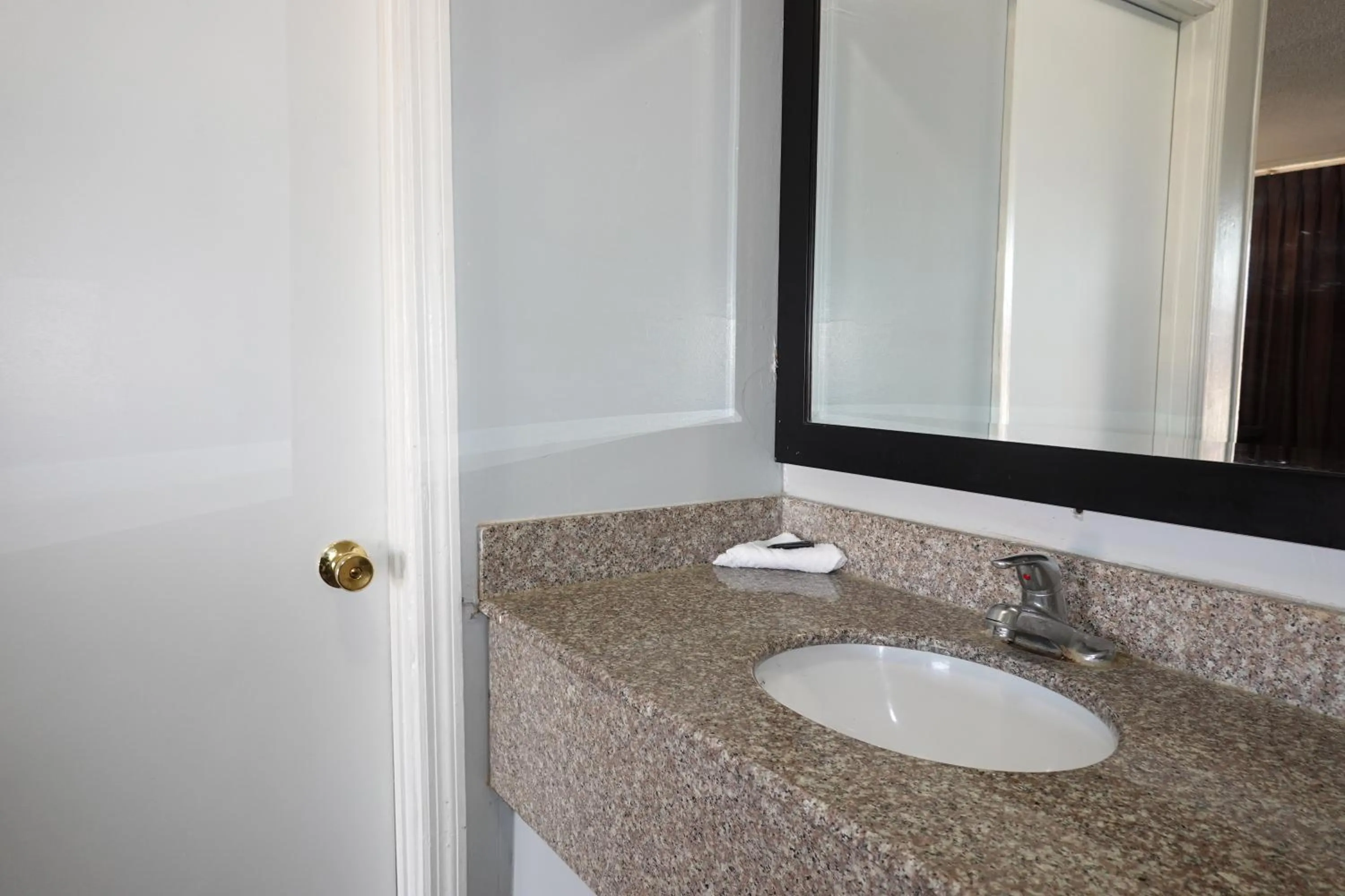 Cascades Motel - Chattanooga