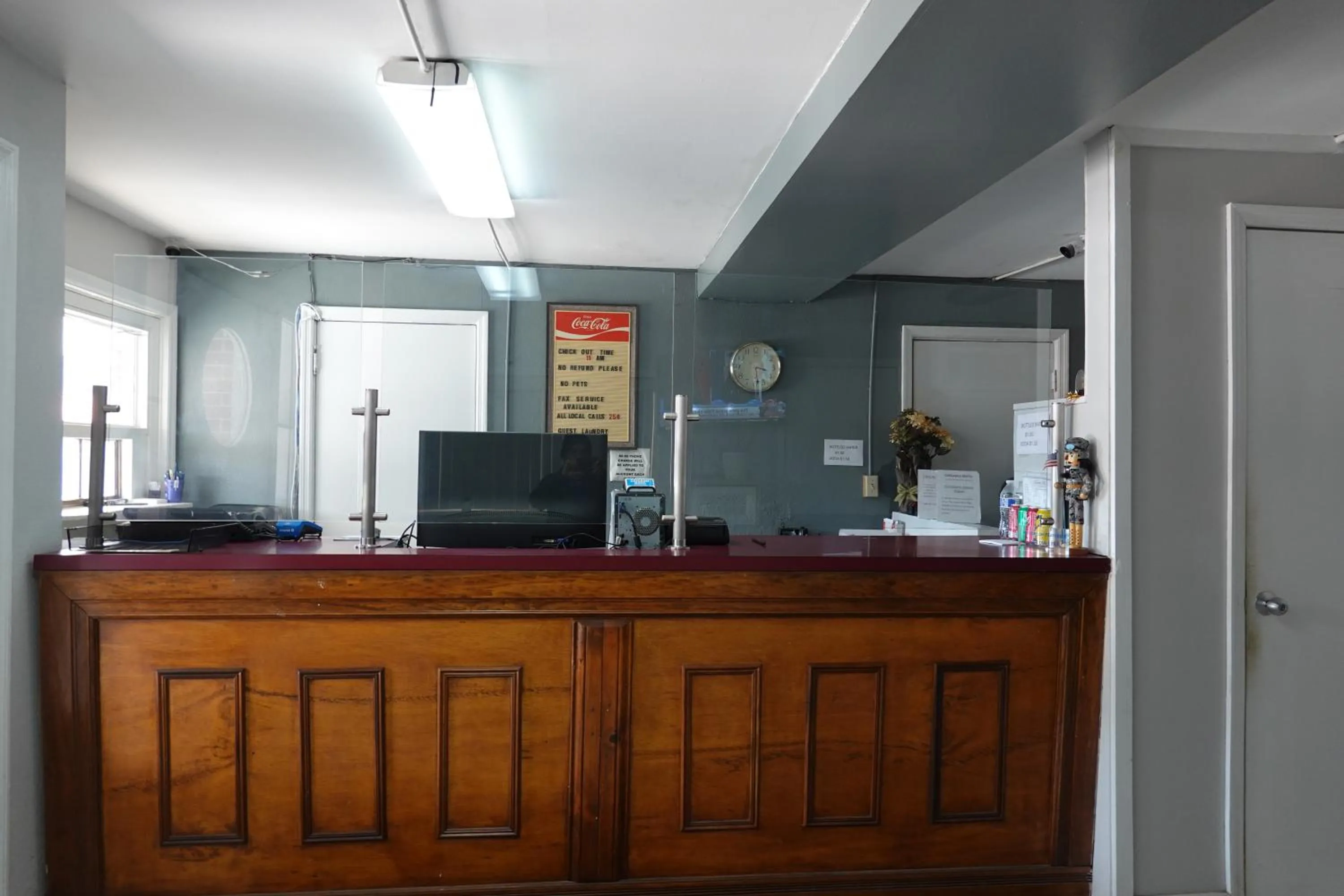 Cascades Motel - Chattanooga