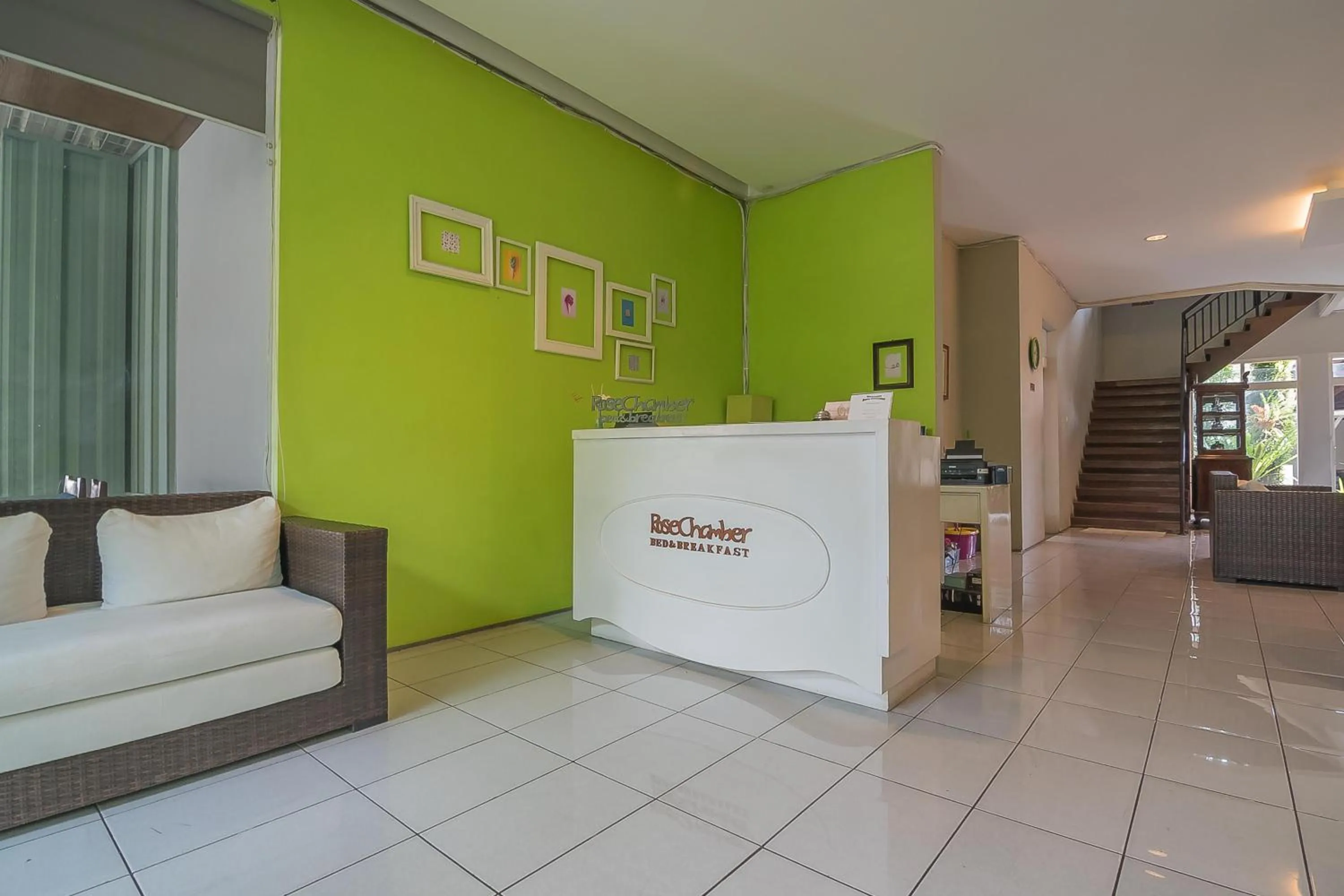 Lobby or reception in RedDoorz near UPI Setiabudi 2