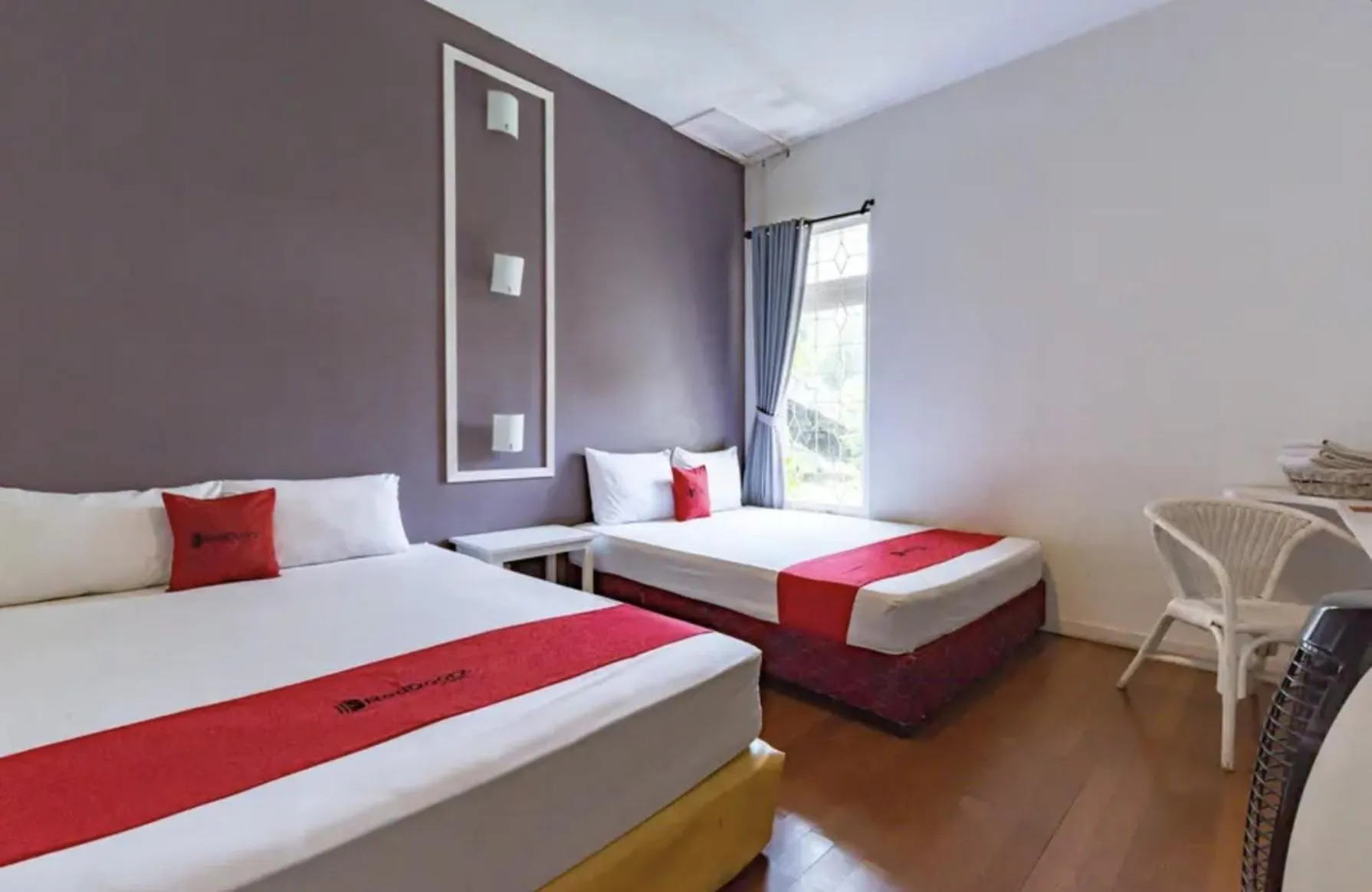 Bedroom, Bed in RedDoorz near UPI Setiabudi 2
