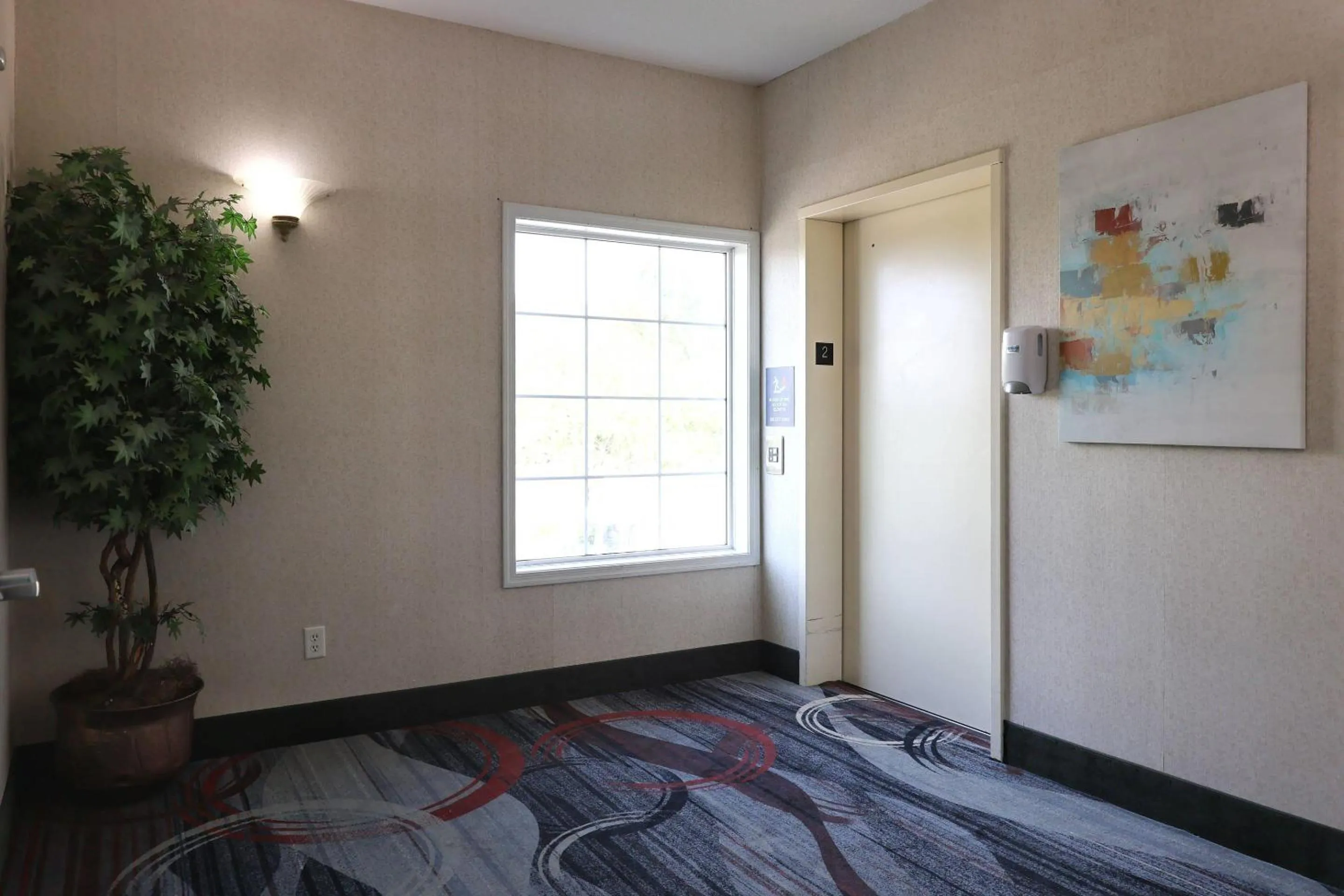 Other, Bed in MainStay Suites Madison Airport