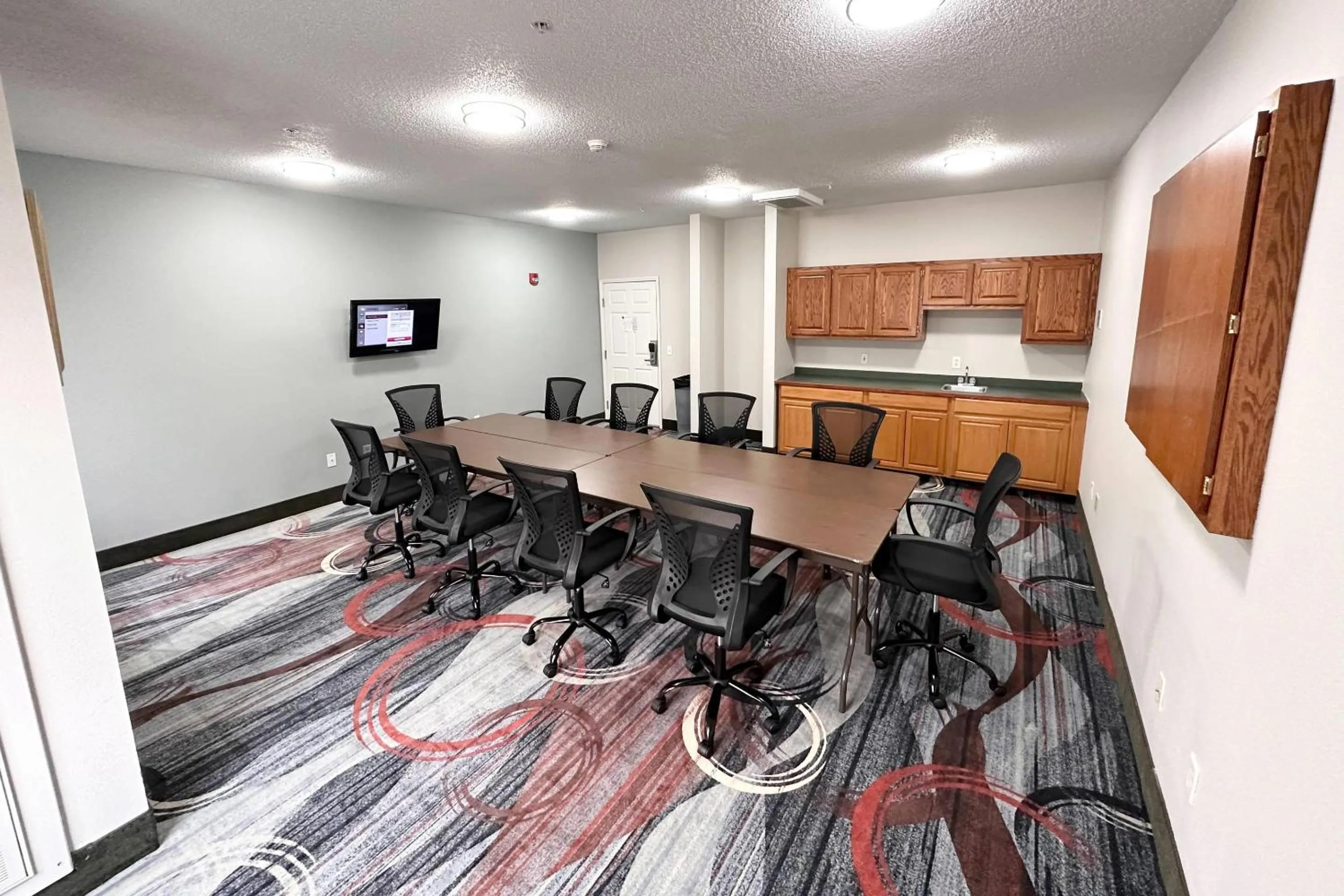 Meeting/conference room in MainStay Suites Madison Airport