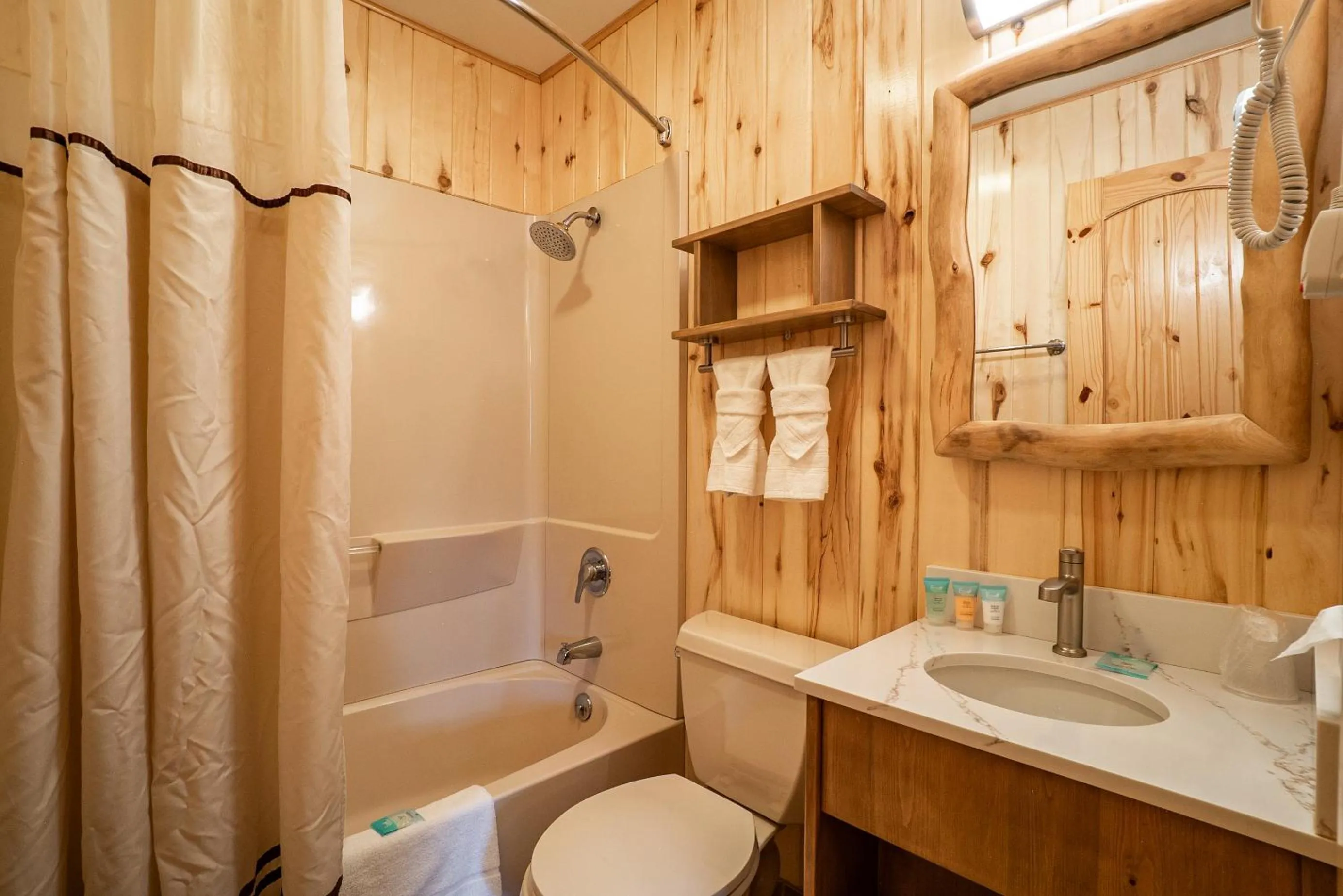 Bathroom in Spirit Lake Lodge