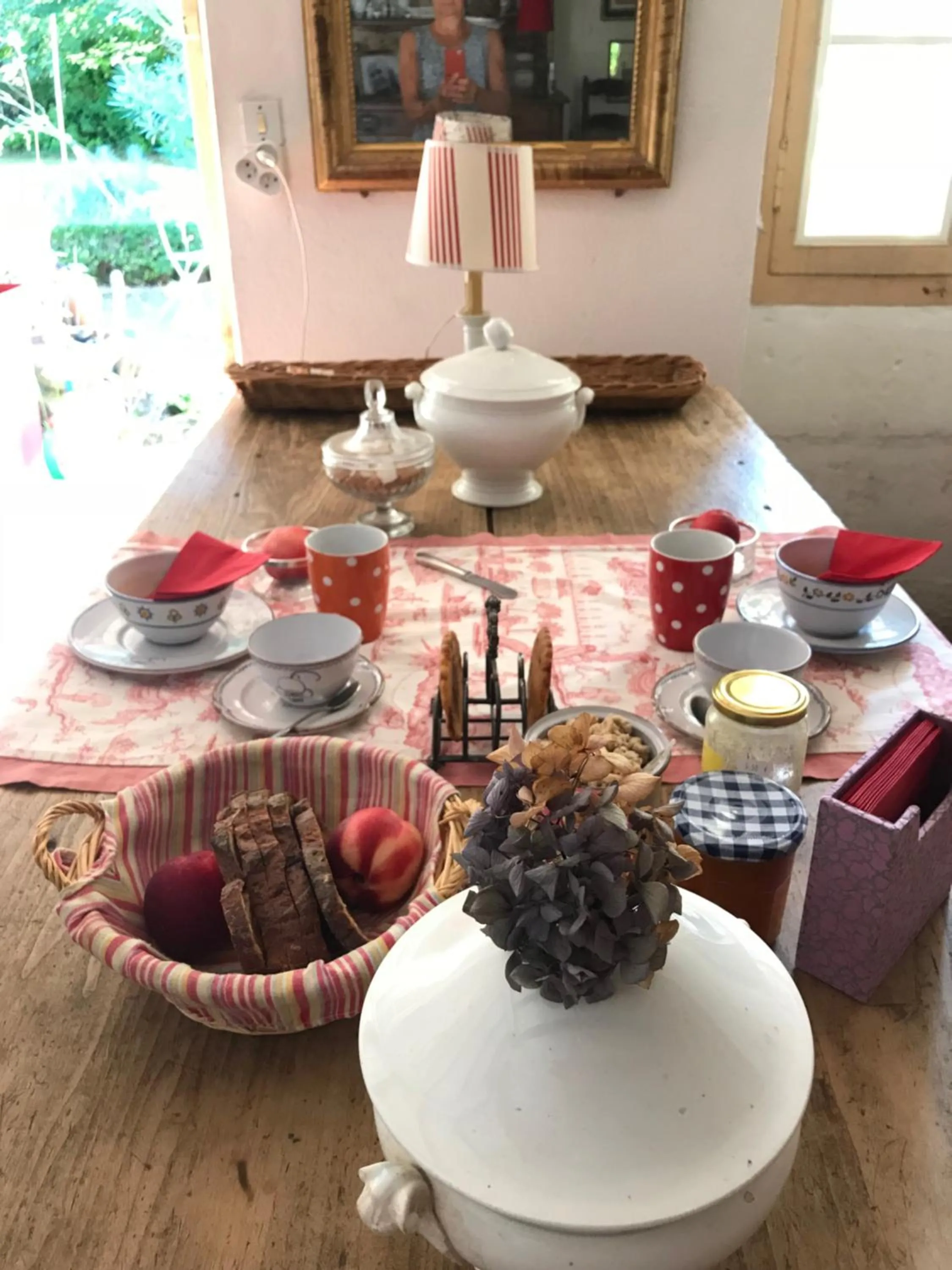 Food and drinks in La Laiterie du Logis