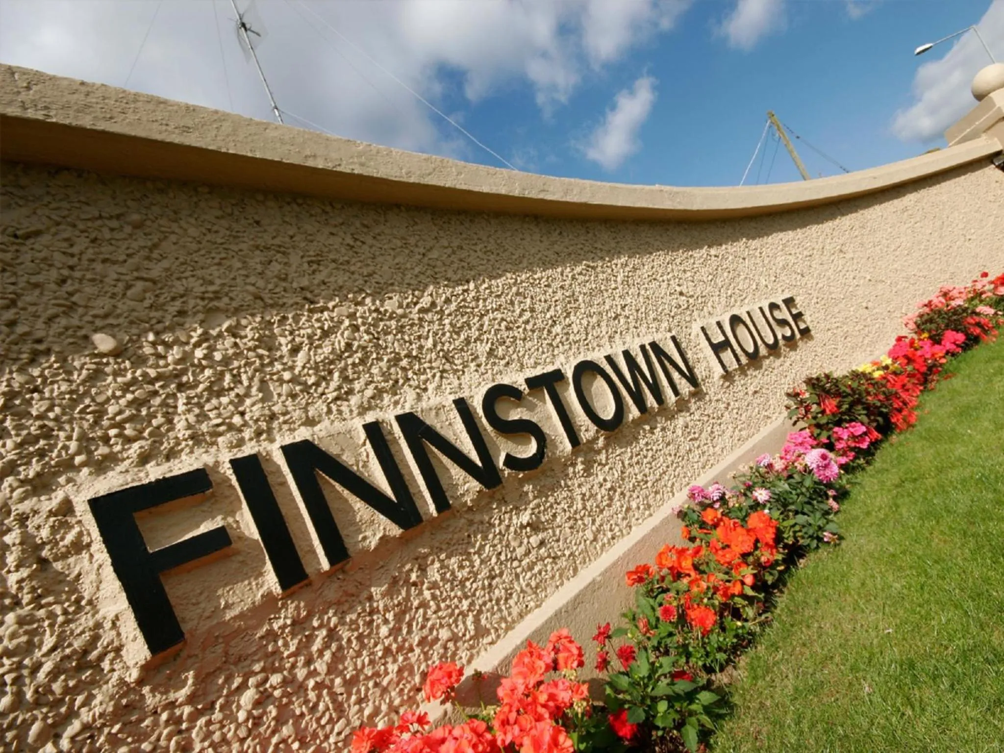 Facade/entrance in Finnstown Castle Hotel