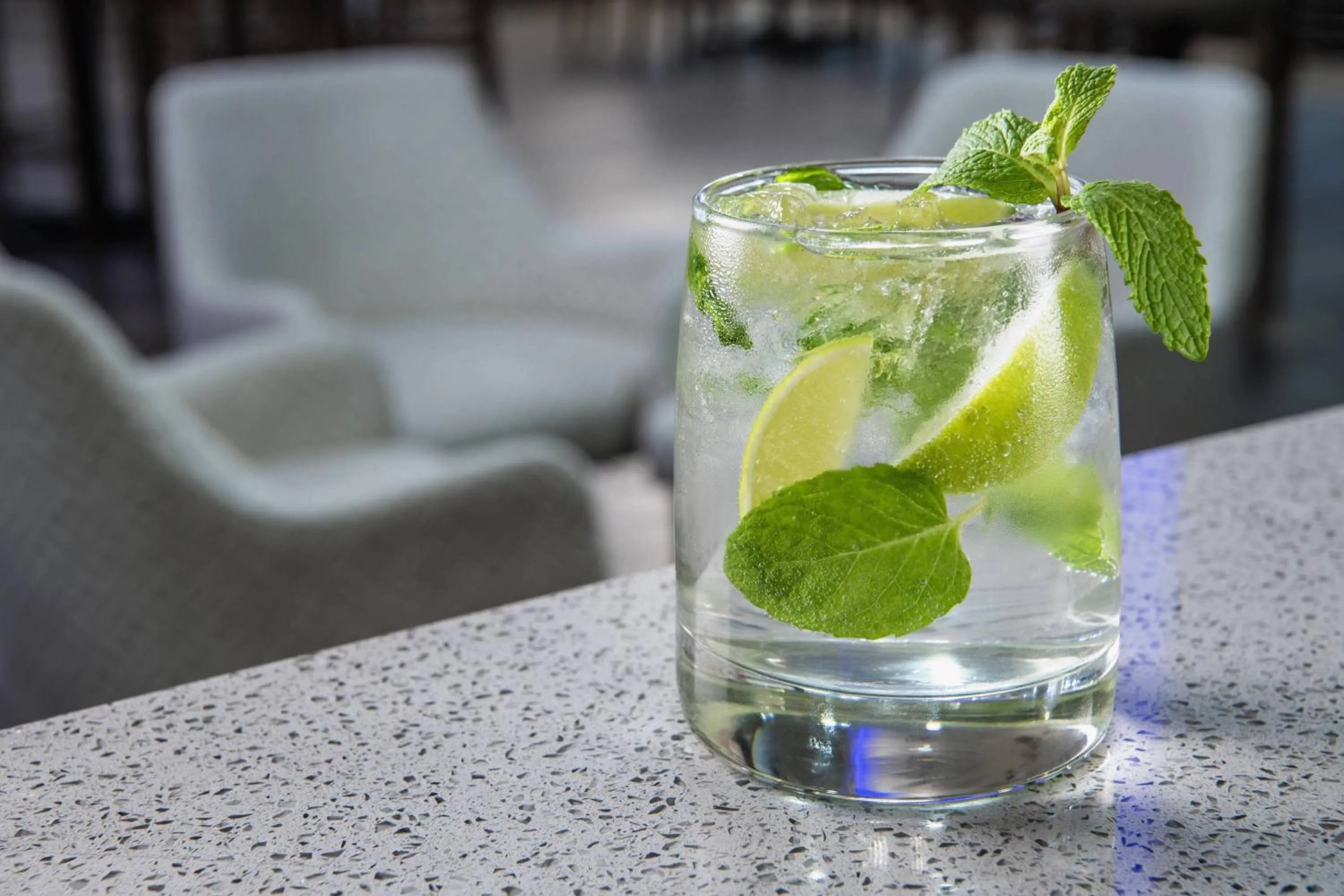 Lounge or bar in Delta Hotels by Marriott Regina