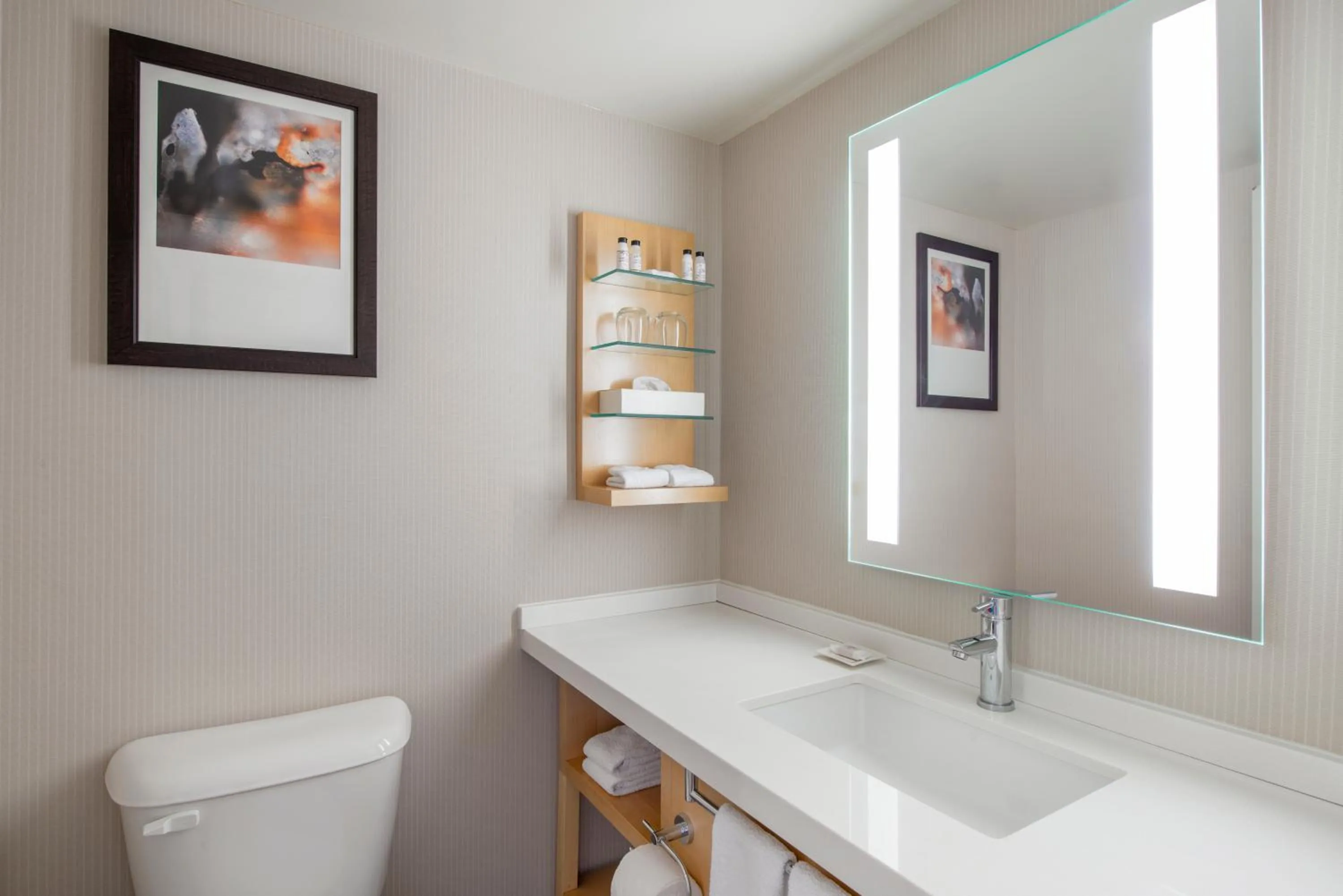 Guests in Delta Hotels by Marriott Regina