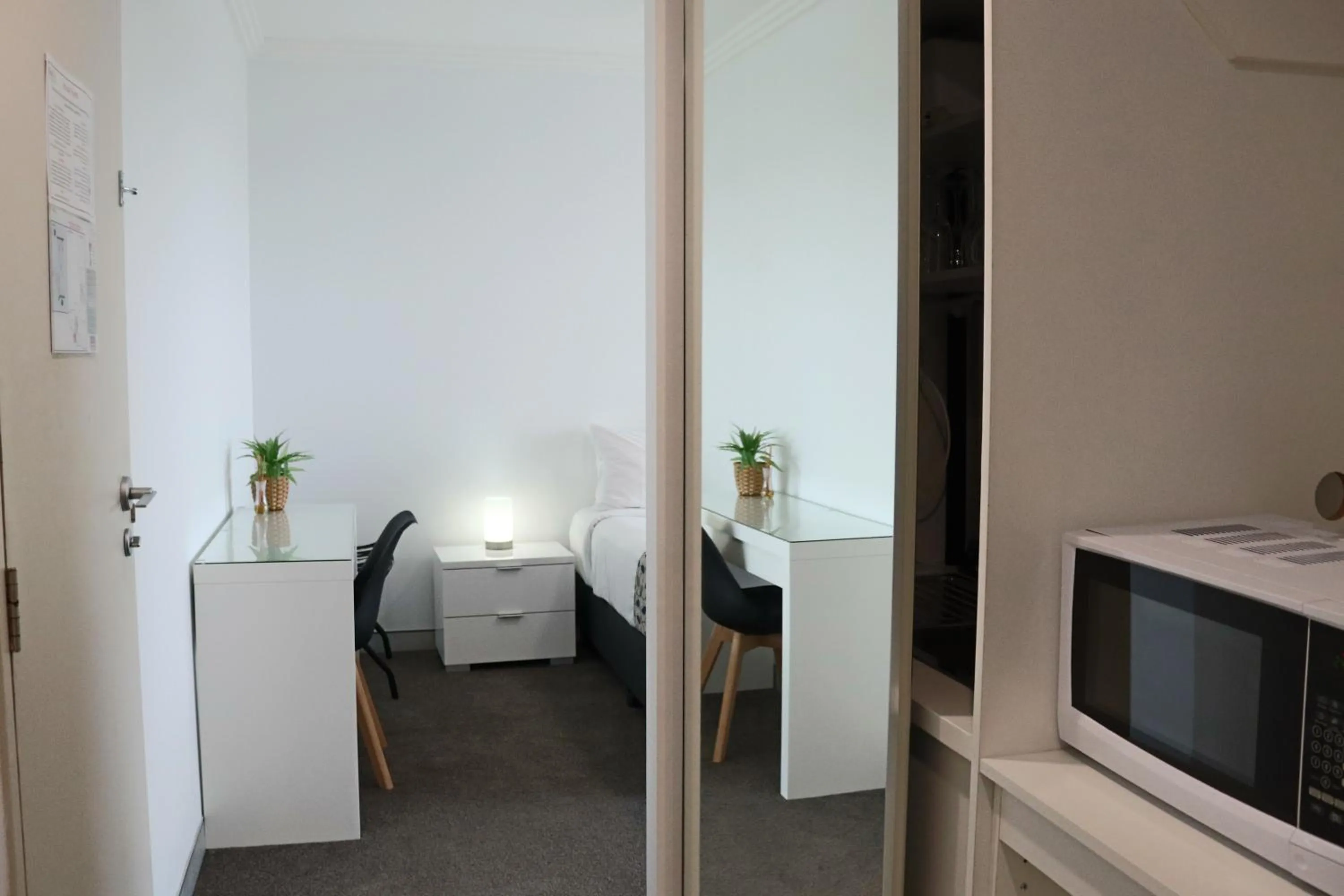 Bed in Redvue Holiday Apartments