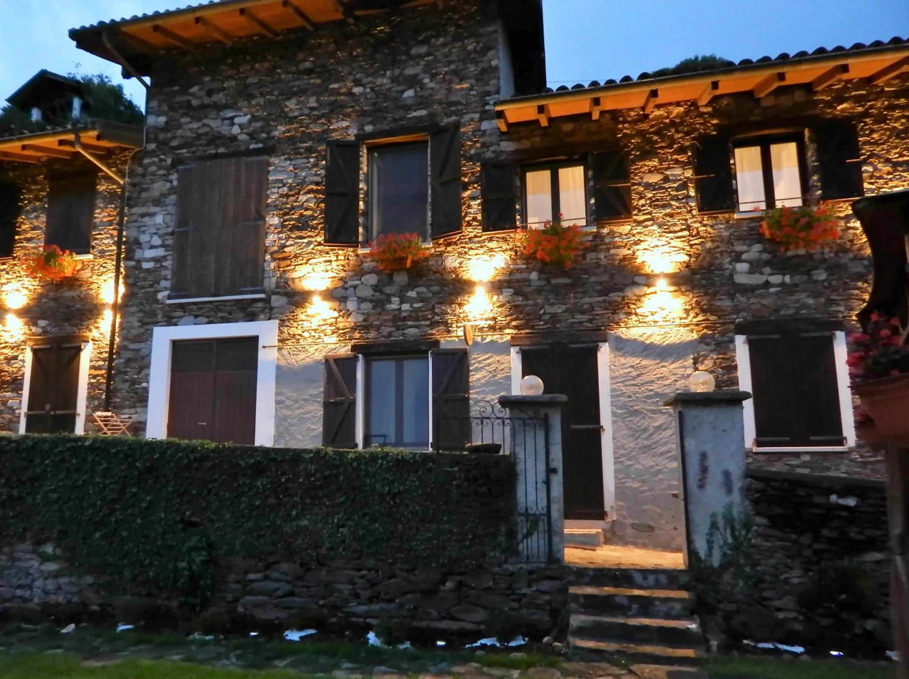 Property building in B&B Il Folletto del Lago