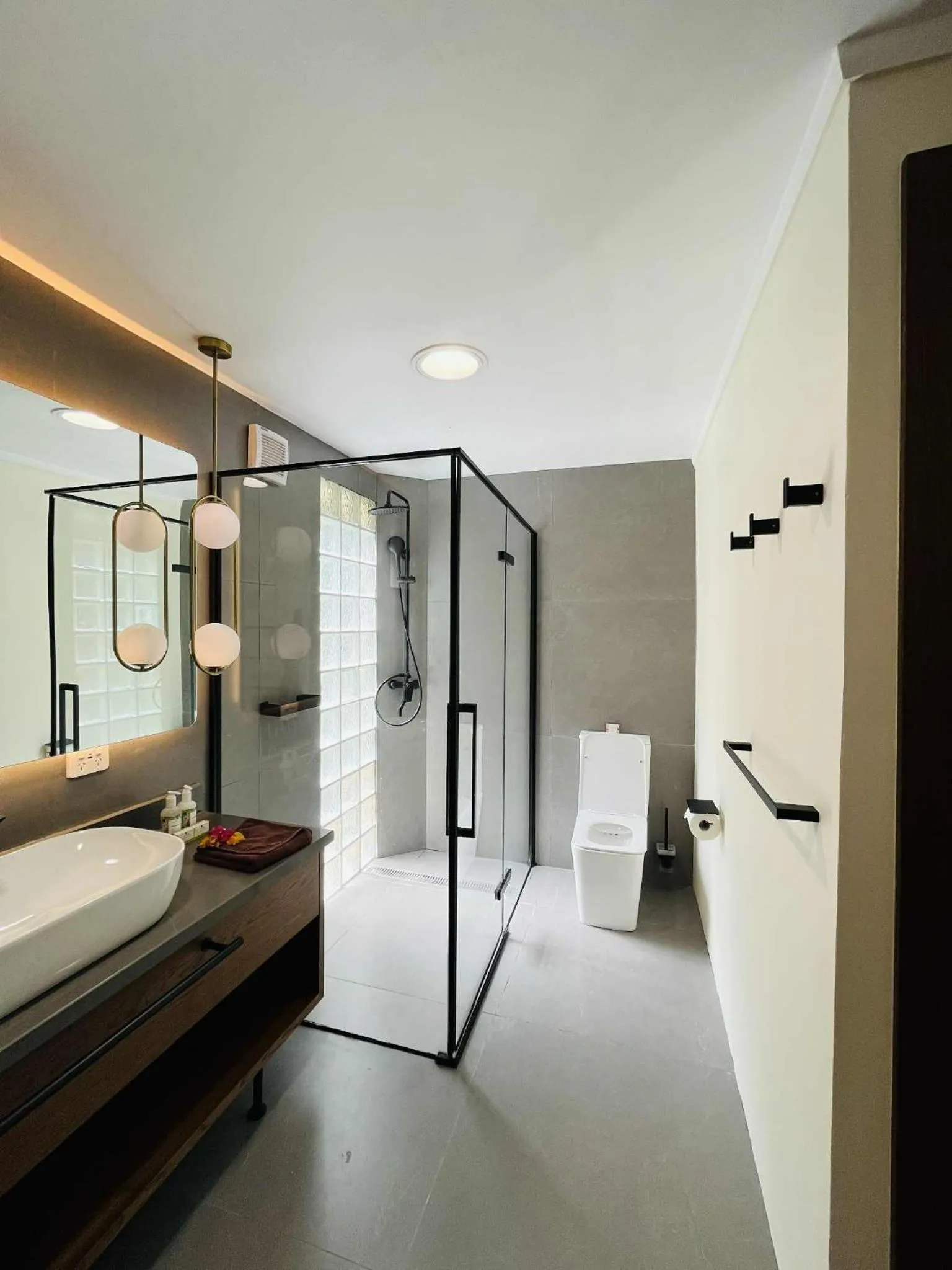 Toilet, Bed in Mana Island Resort & Spa - Fiji