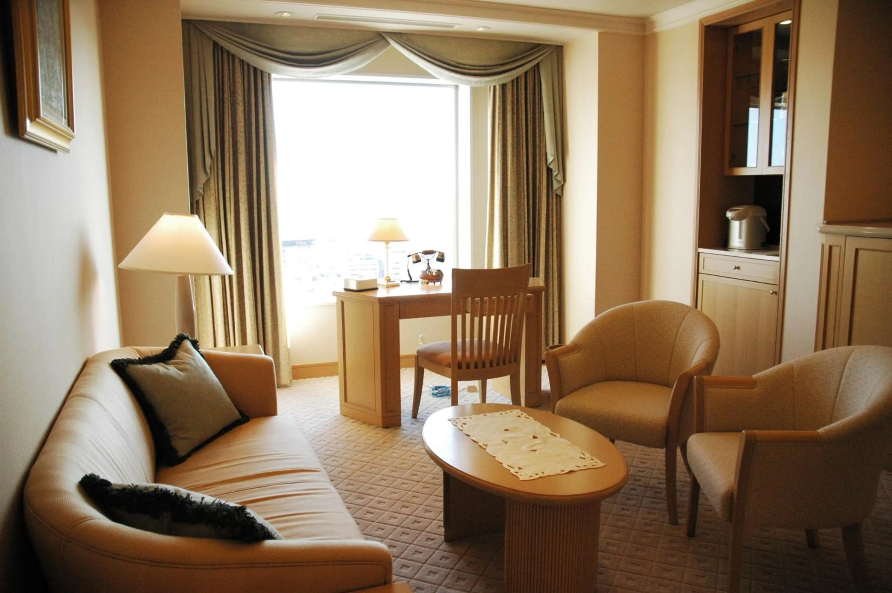 Seating area in Grand Hotel New Oji