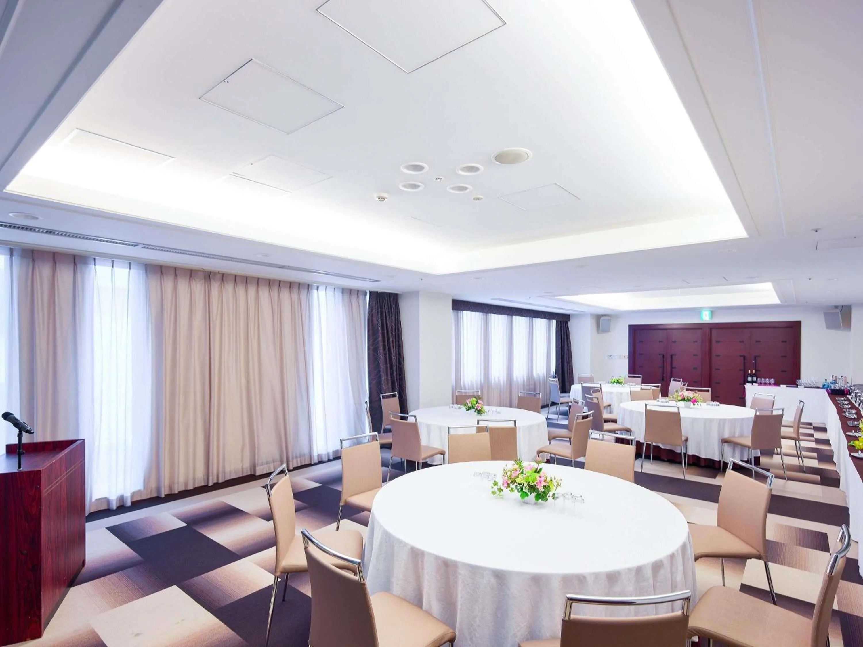 Meeting/conference room in Mercure Okinawa Naha