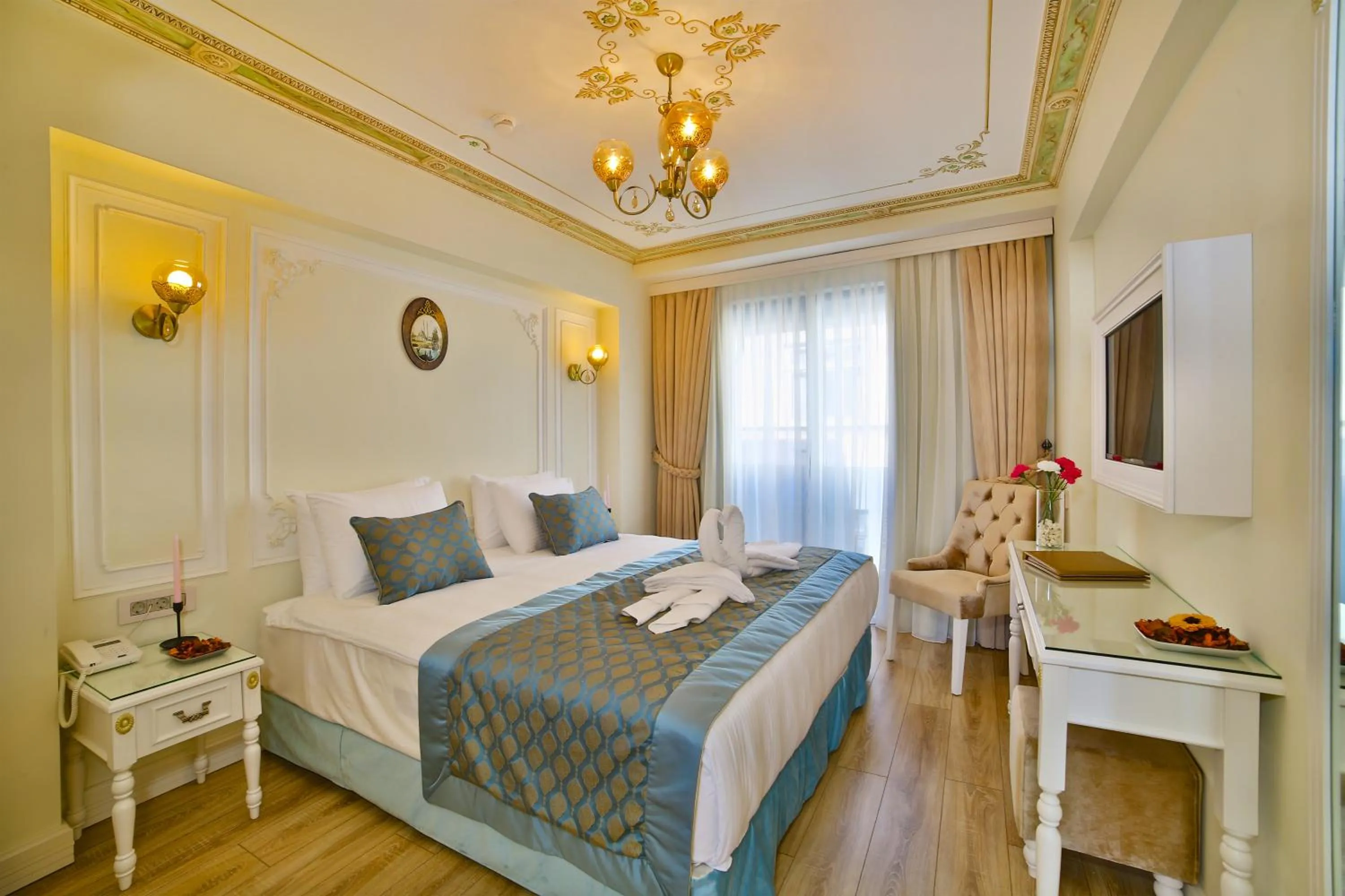 Bed in Yılsam Sultanahmet Hotel