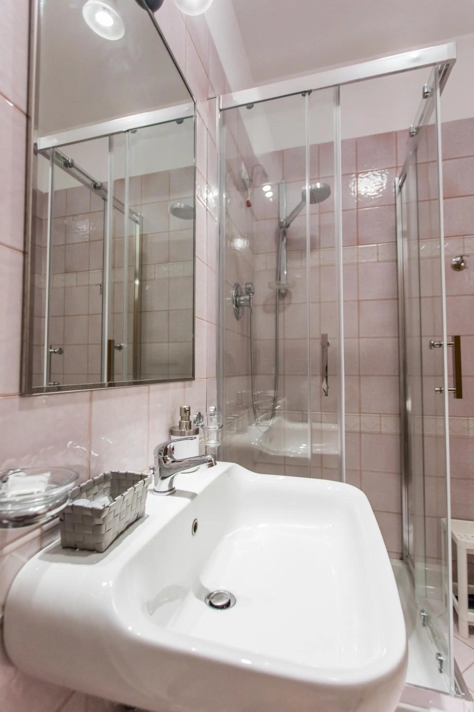 Affittacamere Le Camere di Porta San Felice - Self Check in