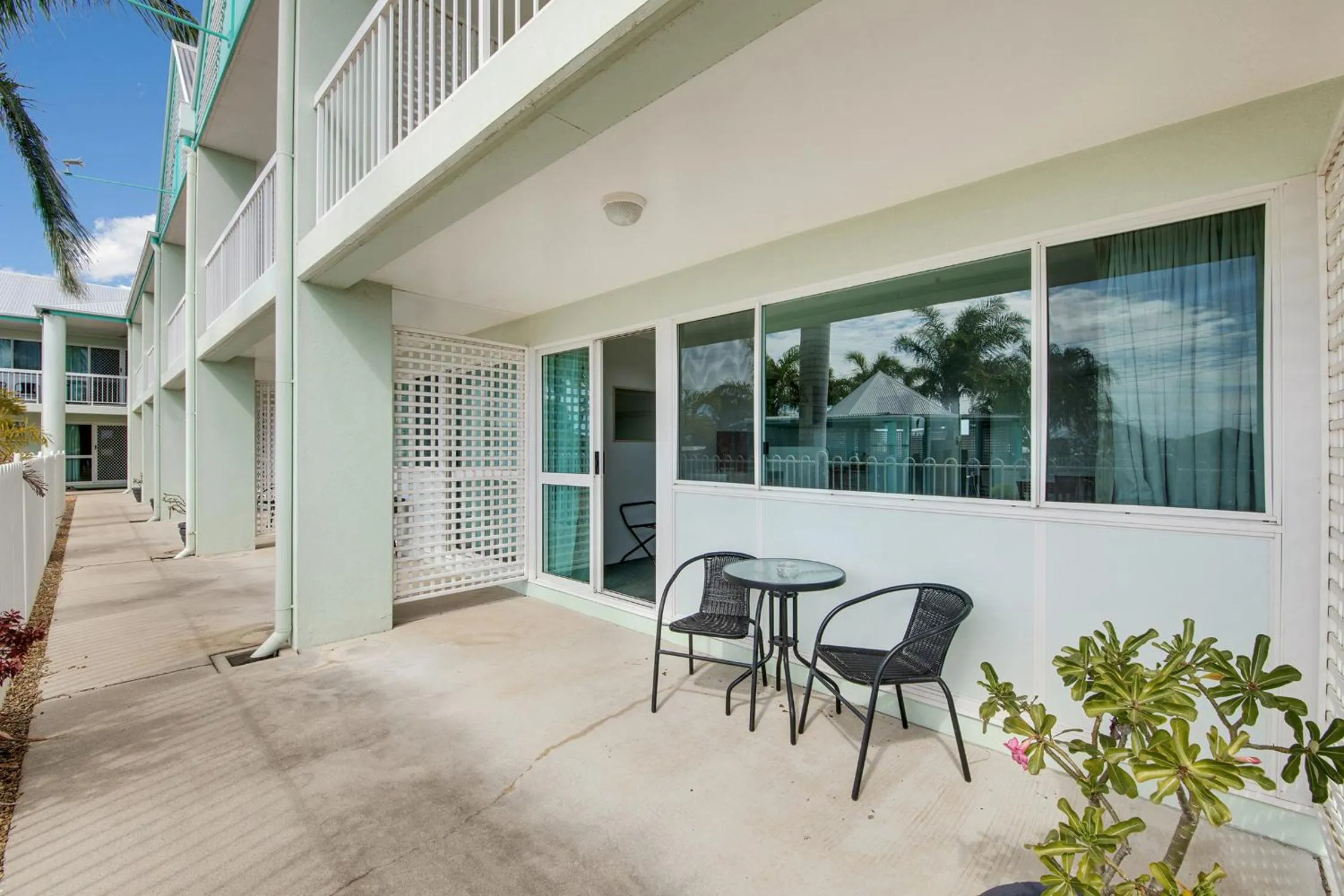 Patio in Reef Adventureland Motel