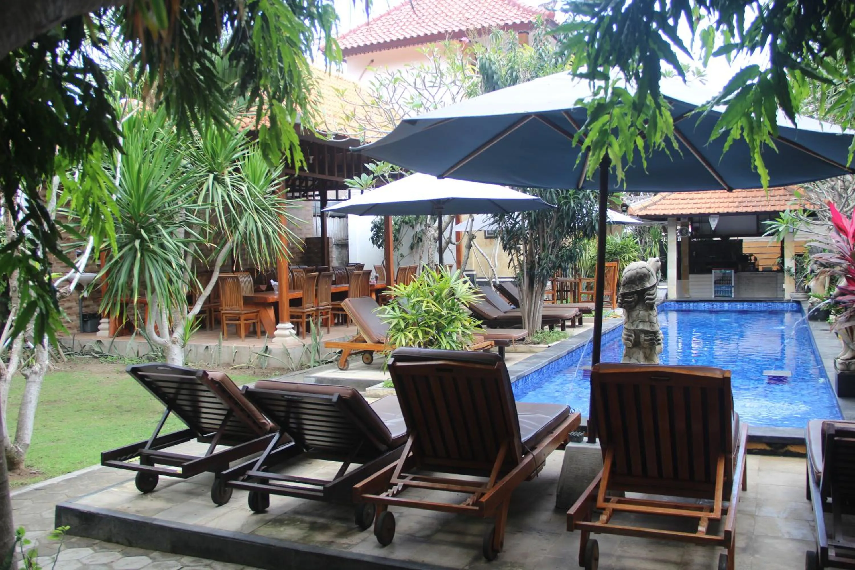 Pool view in Nitya Home Stay Lembongan