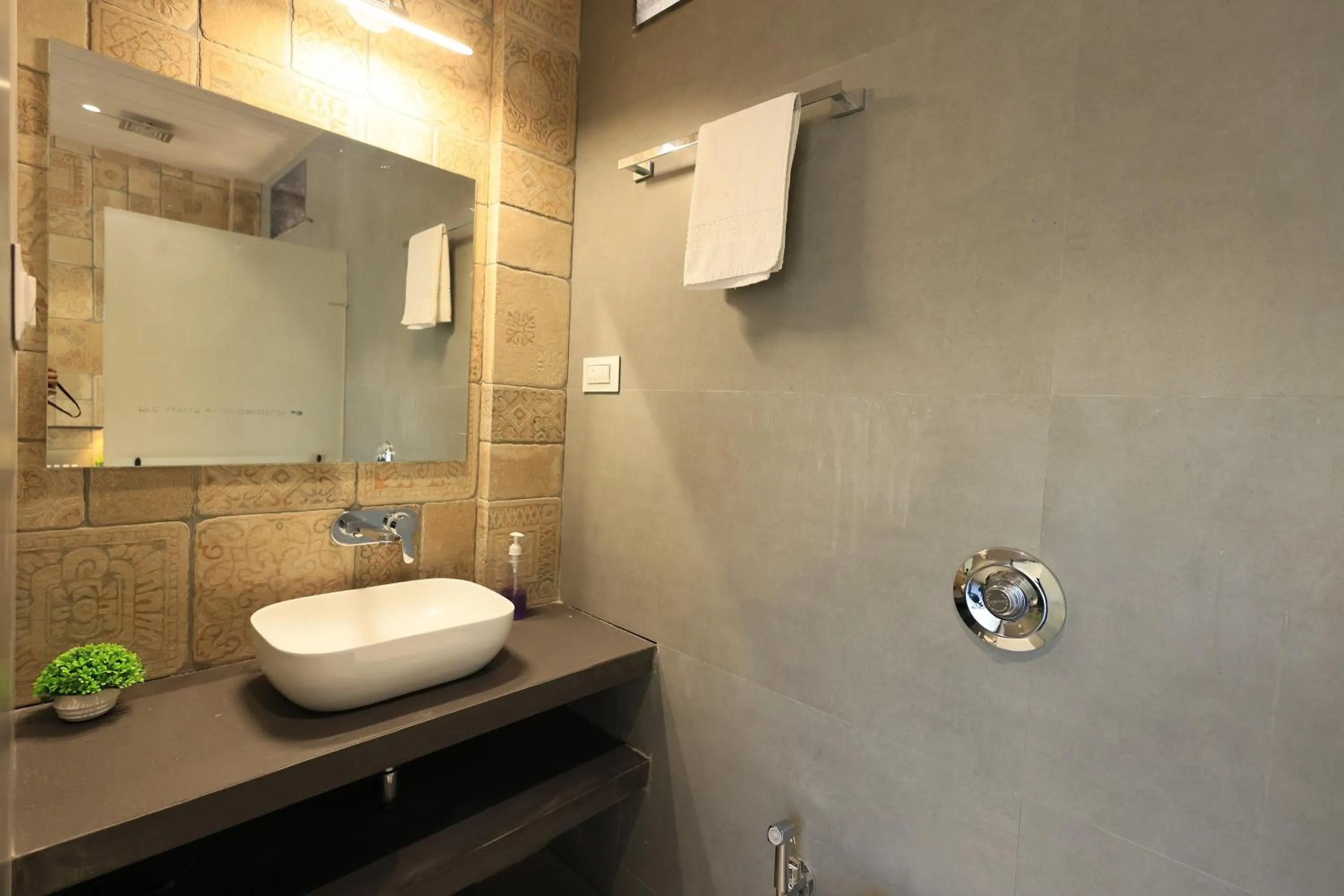 Bathroom in Hotel King Garden