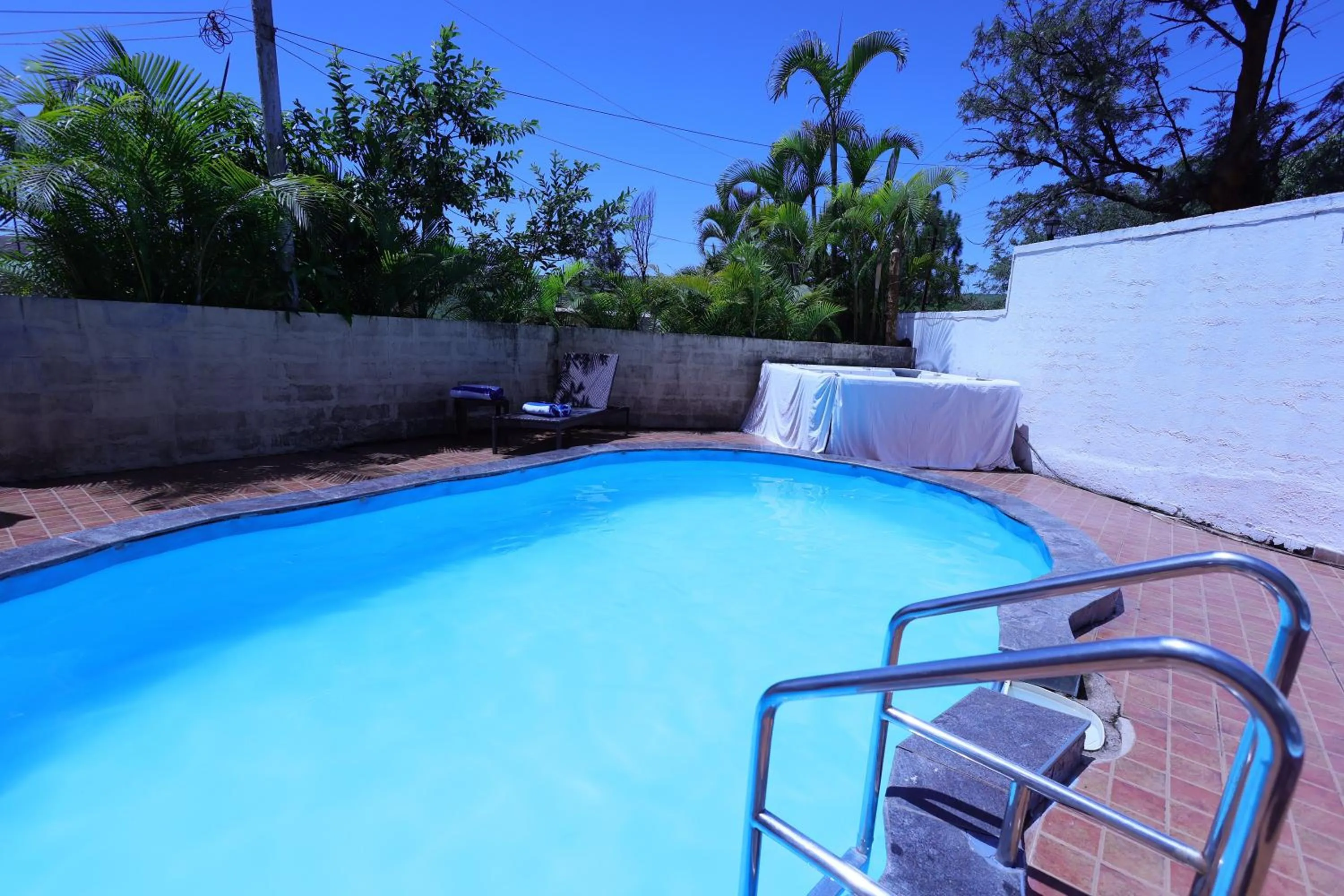 Swimming pool in Hotel King Garden
