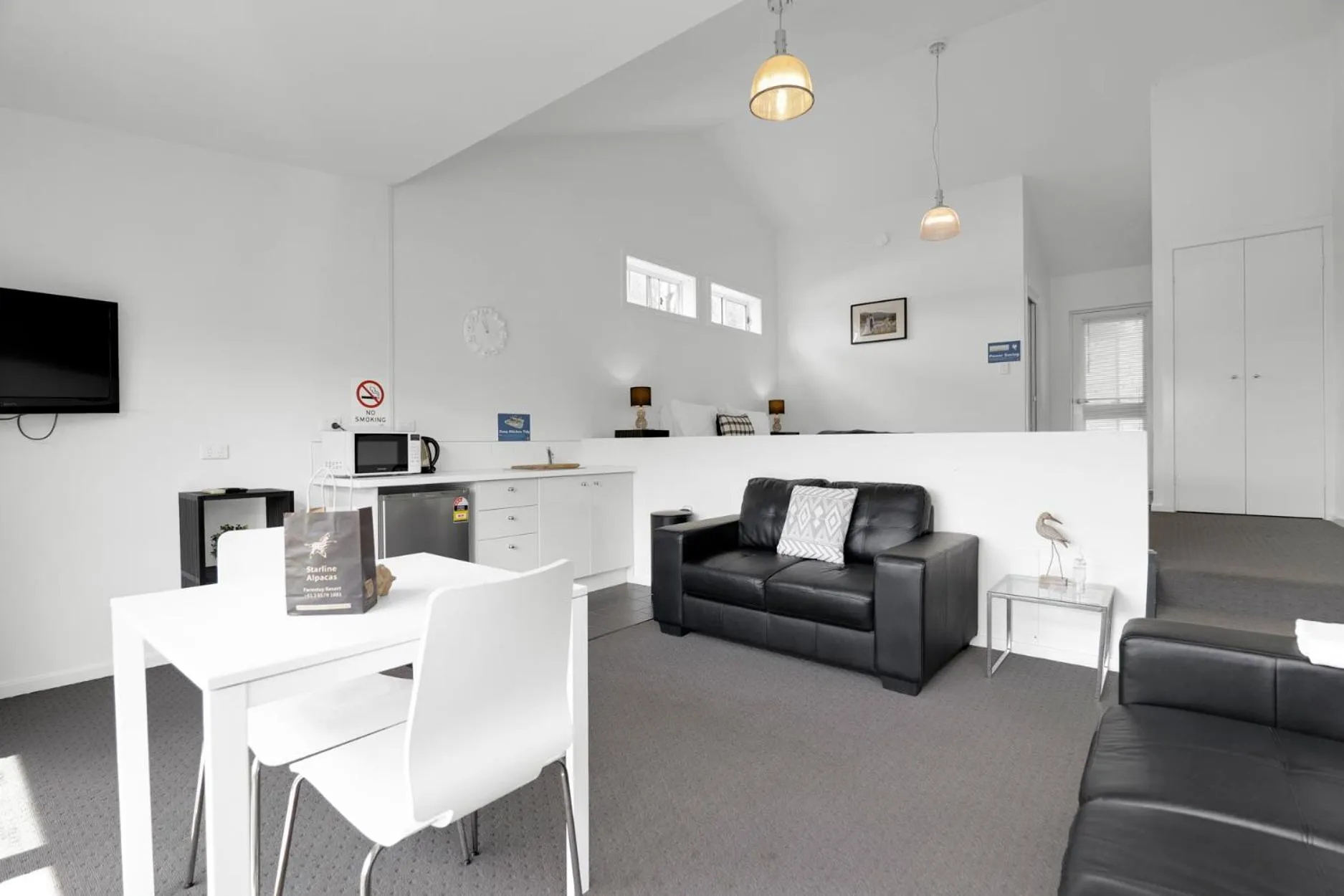 Starline Alpacas Farmstay Resort