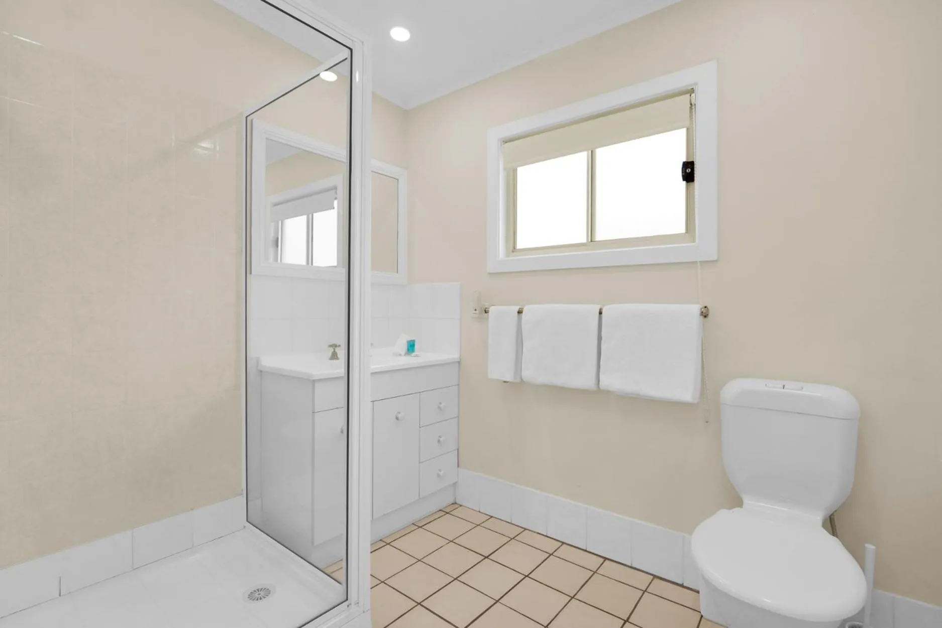 Starline Alpacas Farmstay Resort