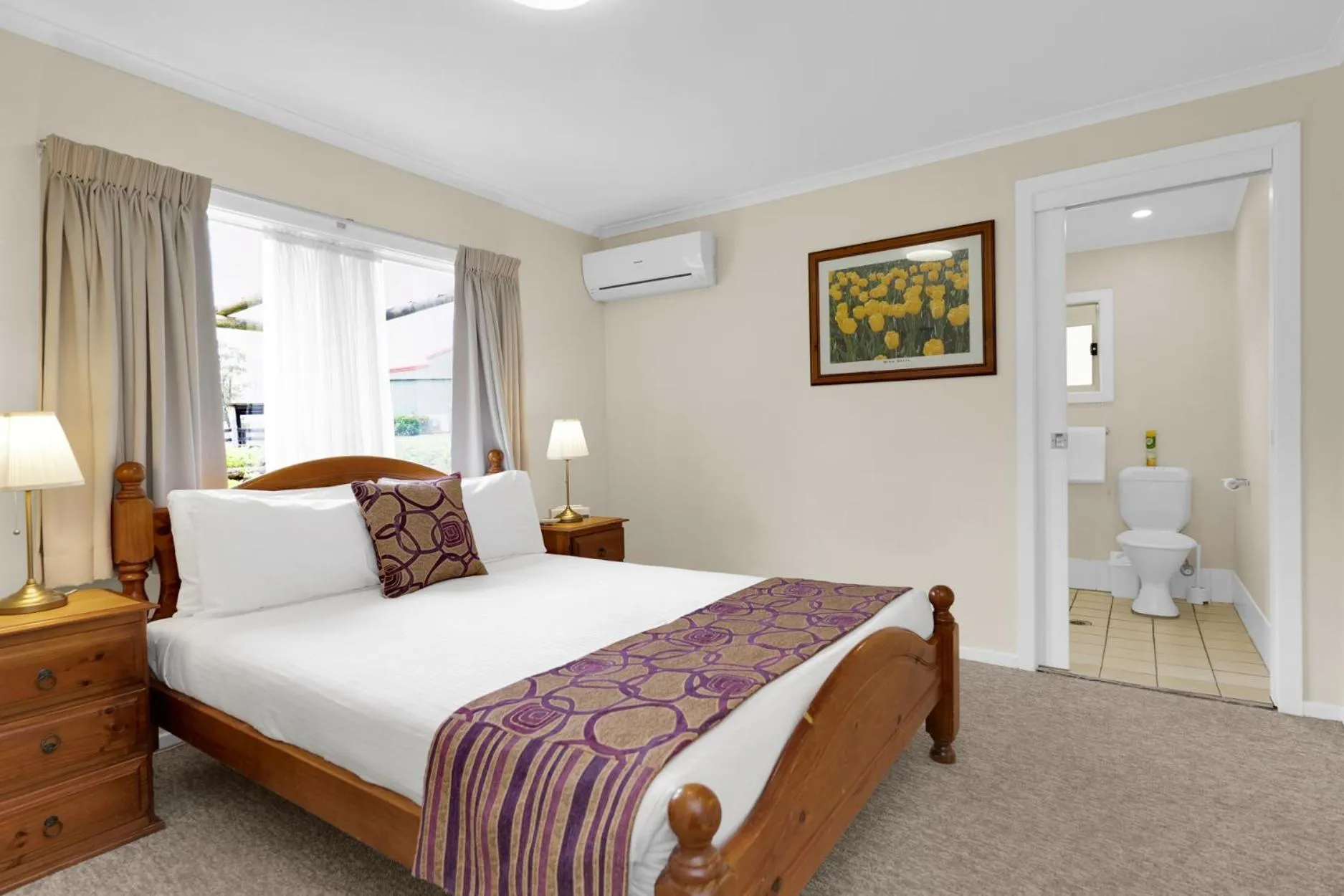 Bed in Starline Alpacas Farmstay Resort