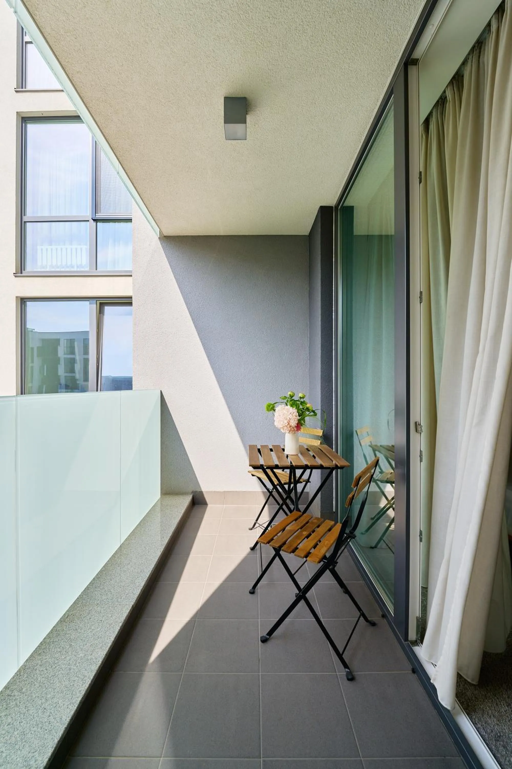 Day in Adella Boutique Hotel - Free Secured Parking