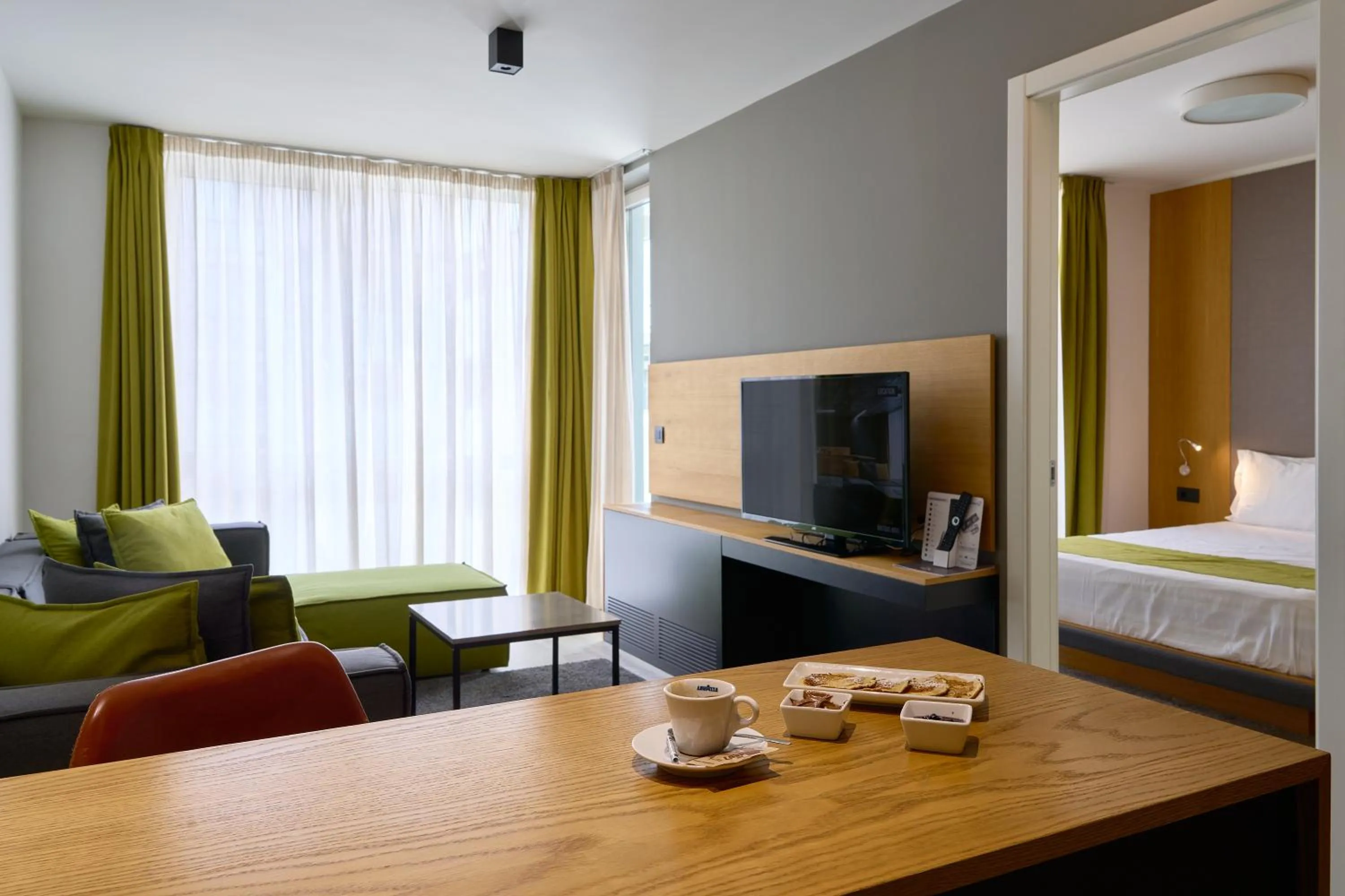 Bed in Adella Boutique Hotel - Free Secured Parking