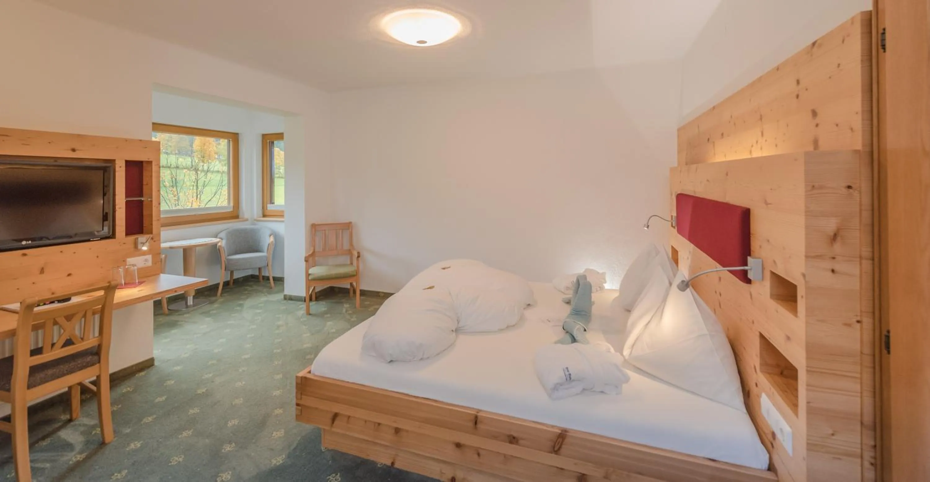 Photo of the whole room, Bed in Hotel Berghof