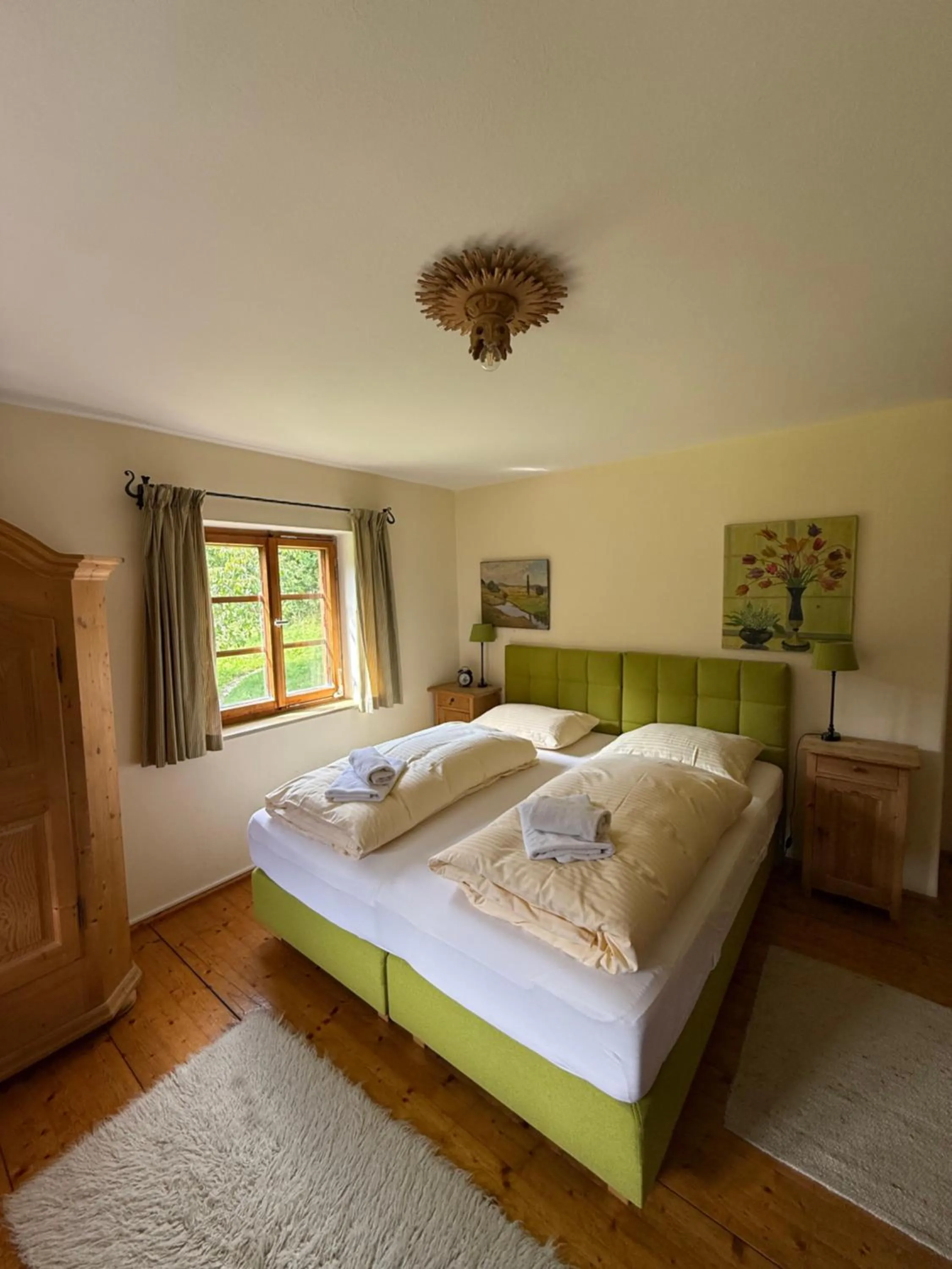 Bedroom, Bed in Berggasthof Butzn Wirt