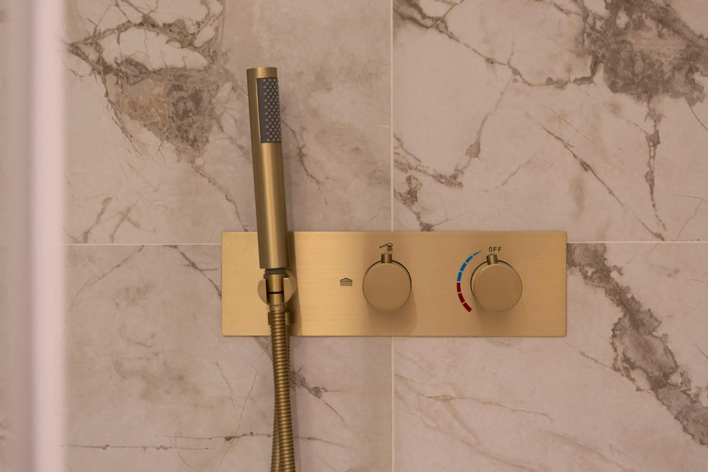 Shower in Renascentia in Florence - Adults Only