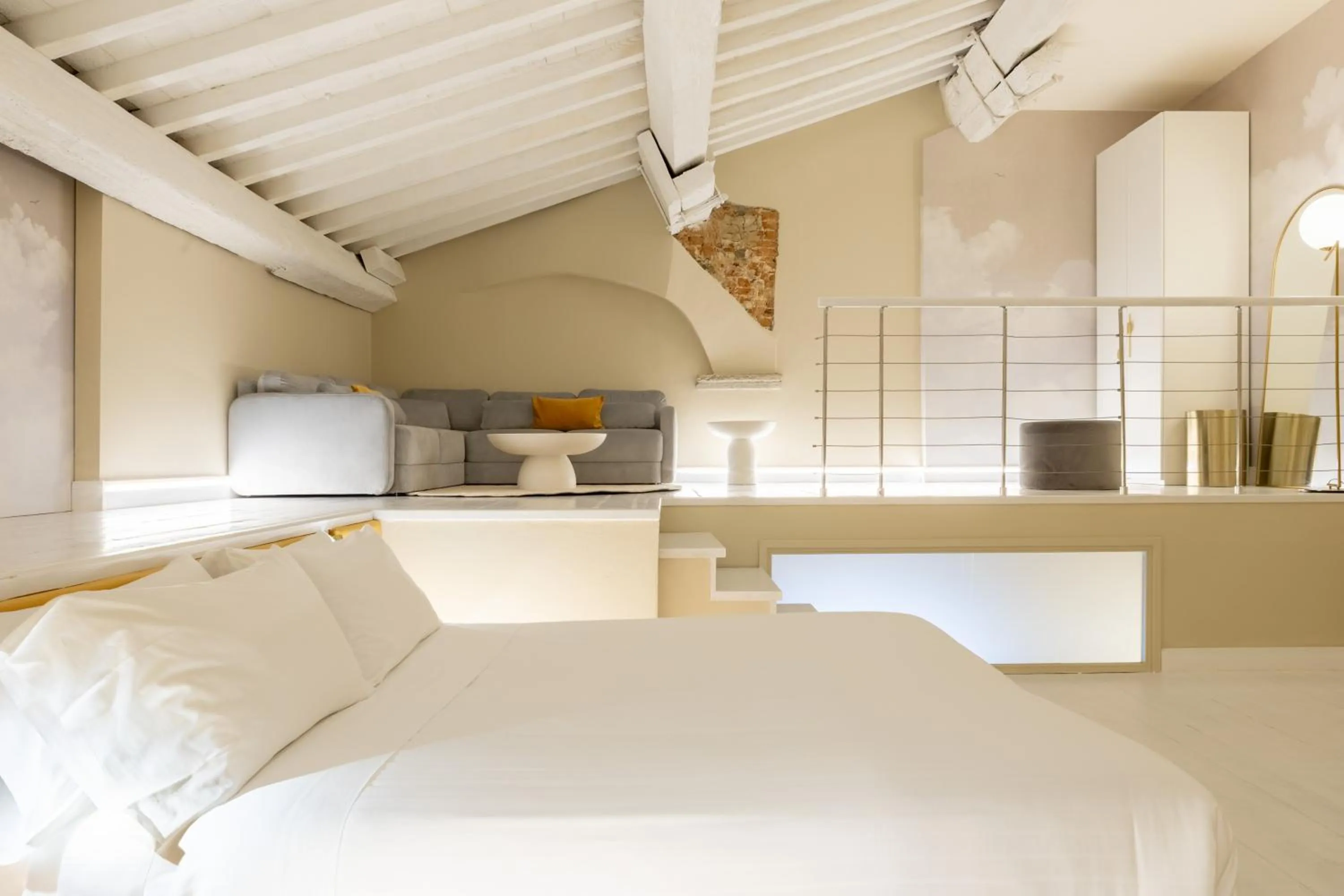 Bed in Renascentia in Florence - Adults Only