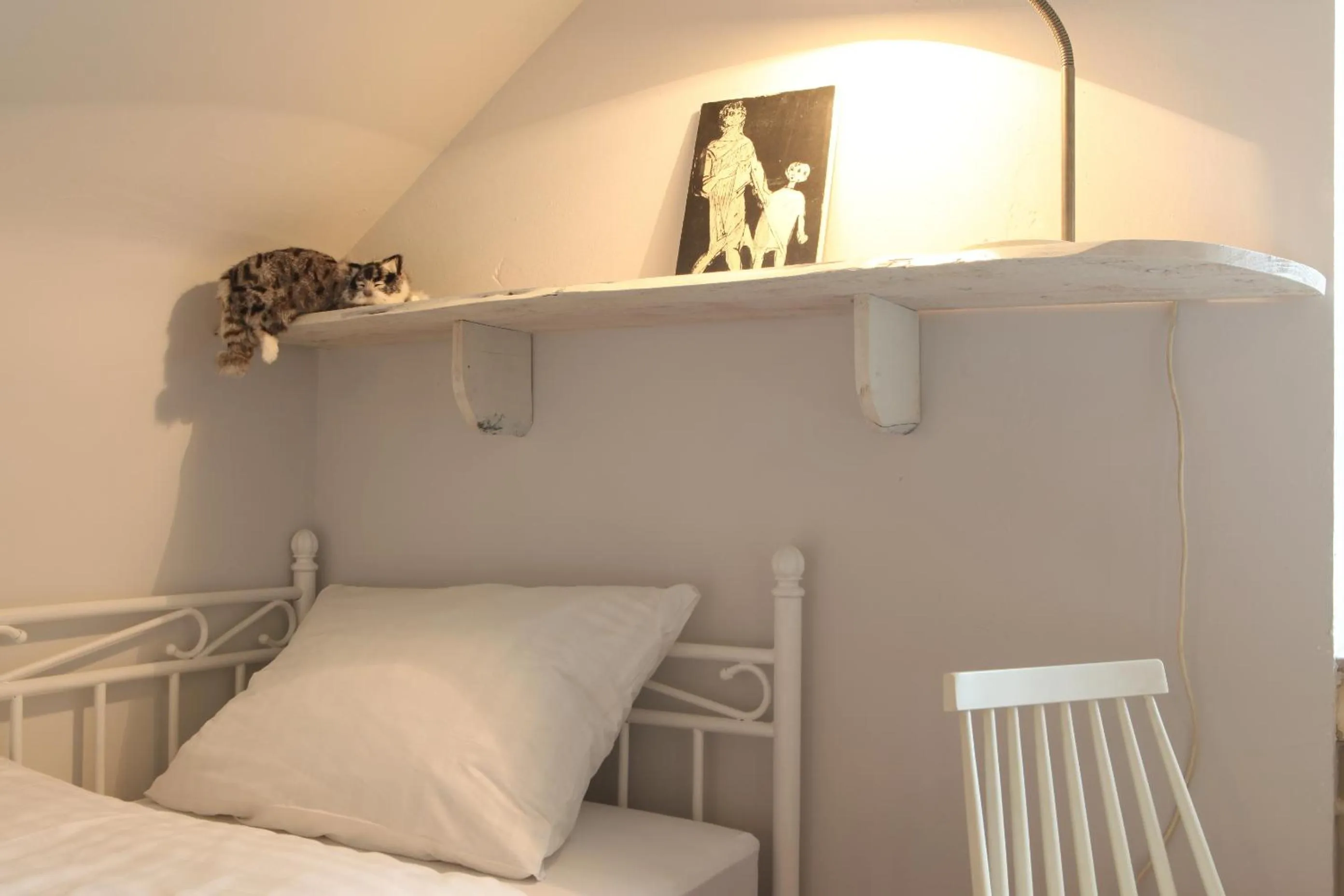 Decorative detail, Bed in Hostel die Wohngemeinschaft