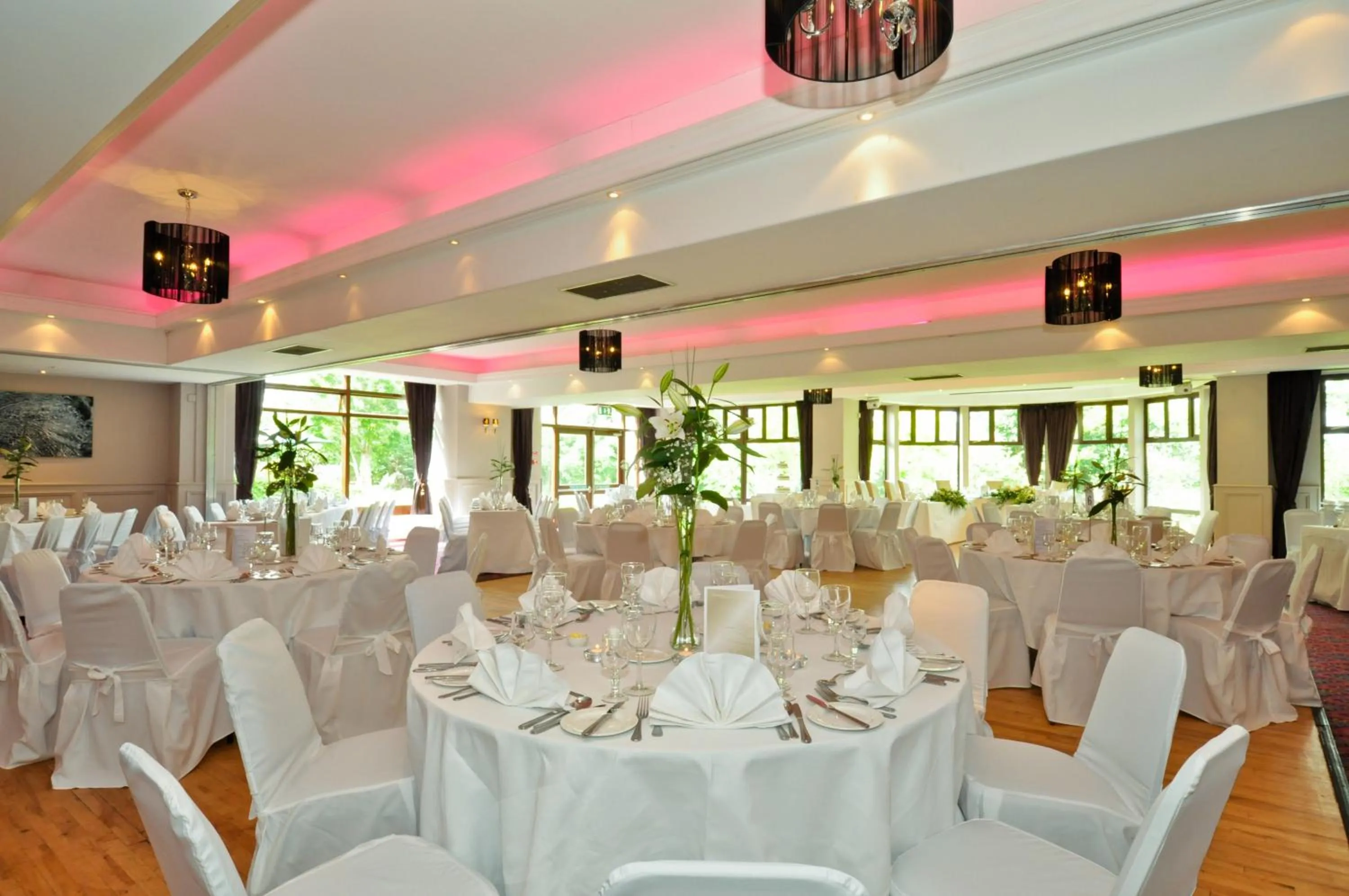 Banquet/Function facilities in Westport Woods Hotel & Spa