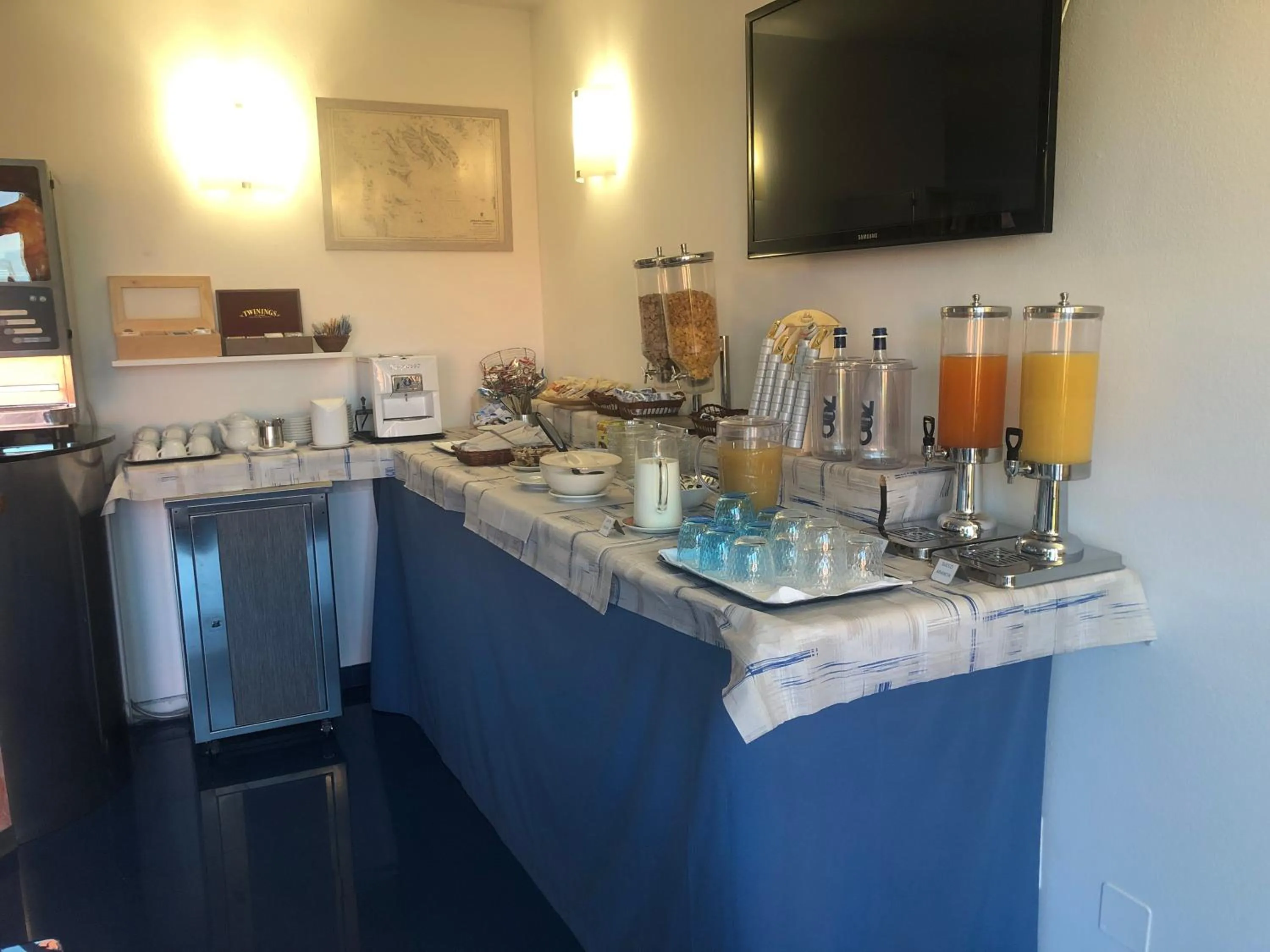 Breakfast in Baia Blu RTA Residence