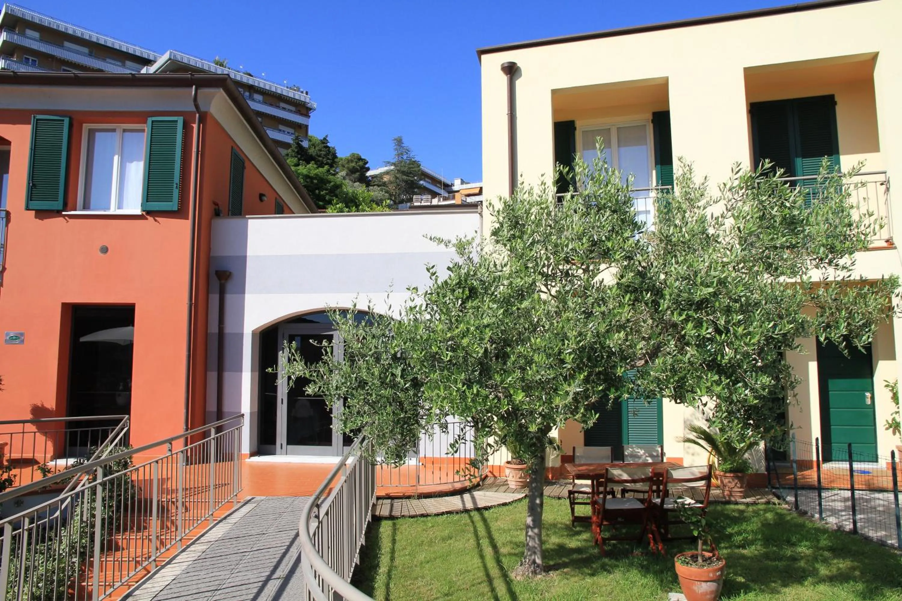 Facade/entrance in Baia Blu RTA Residence