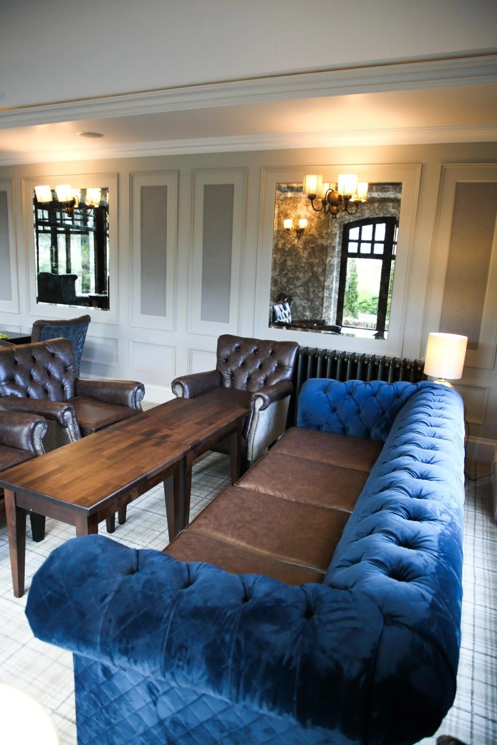 Seating area in Mulroy Woods Hotel