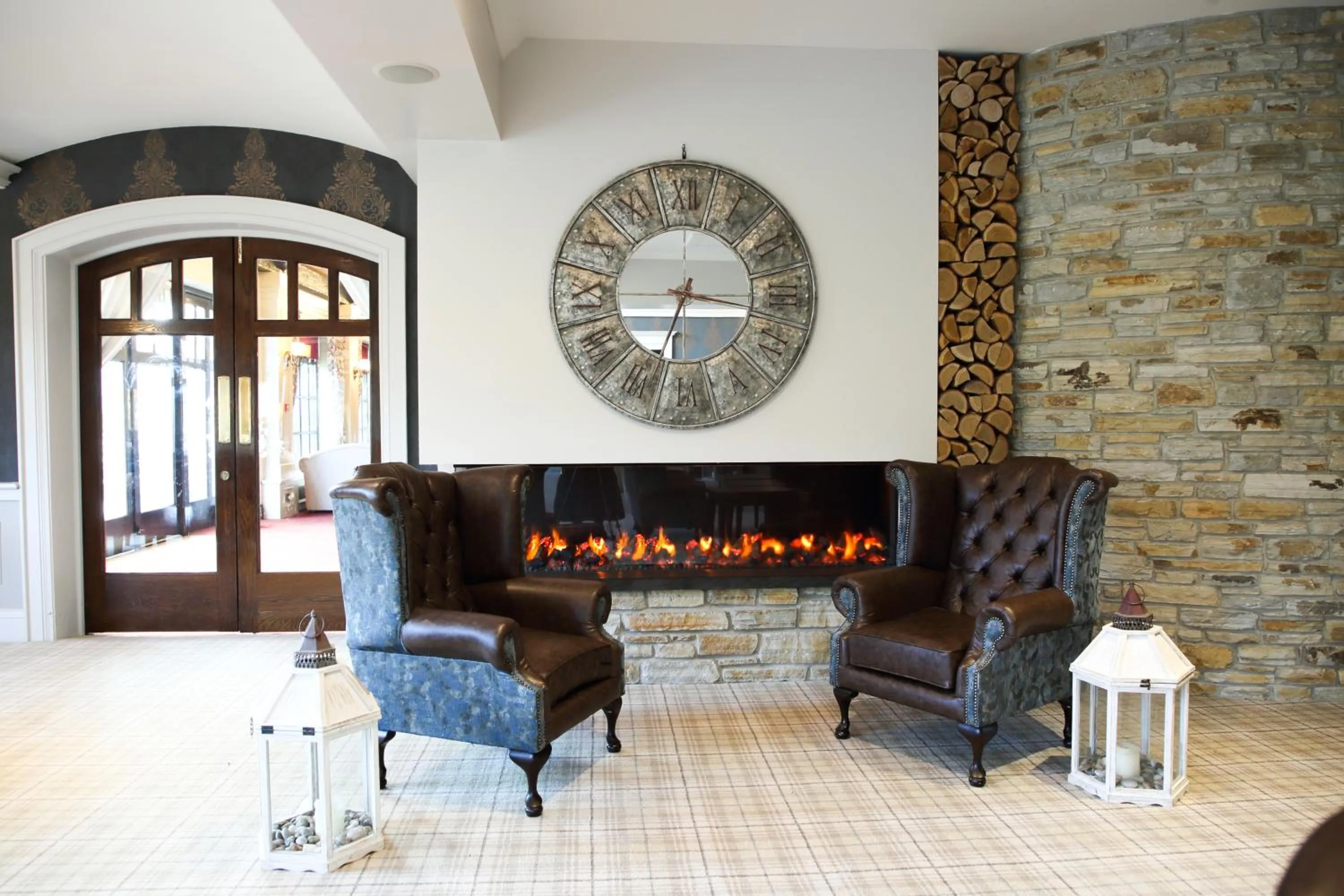 Seating area in Mulroy Woods Hotel