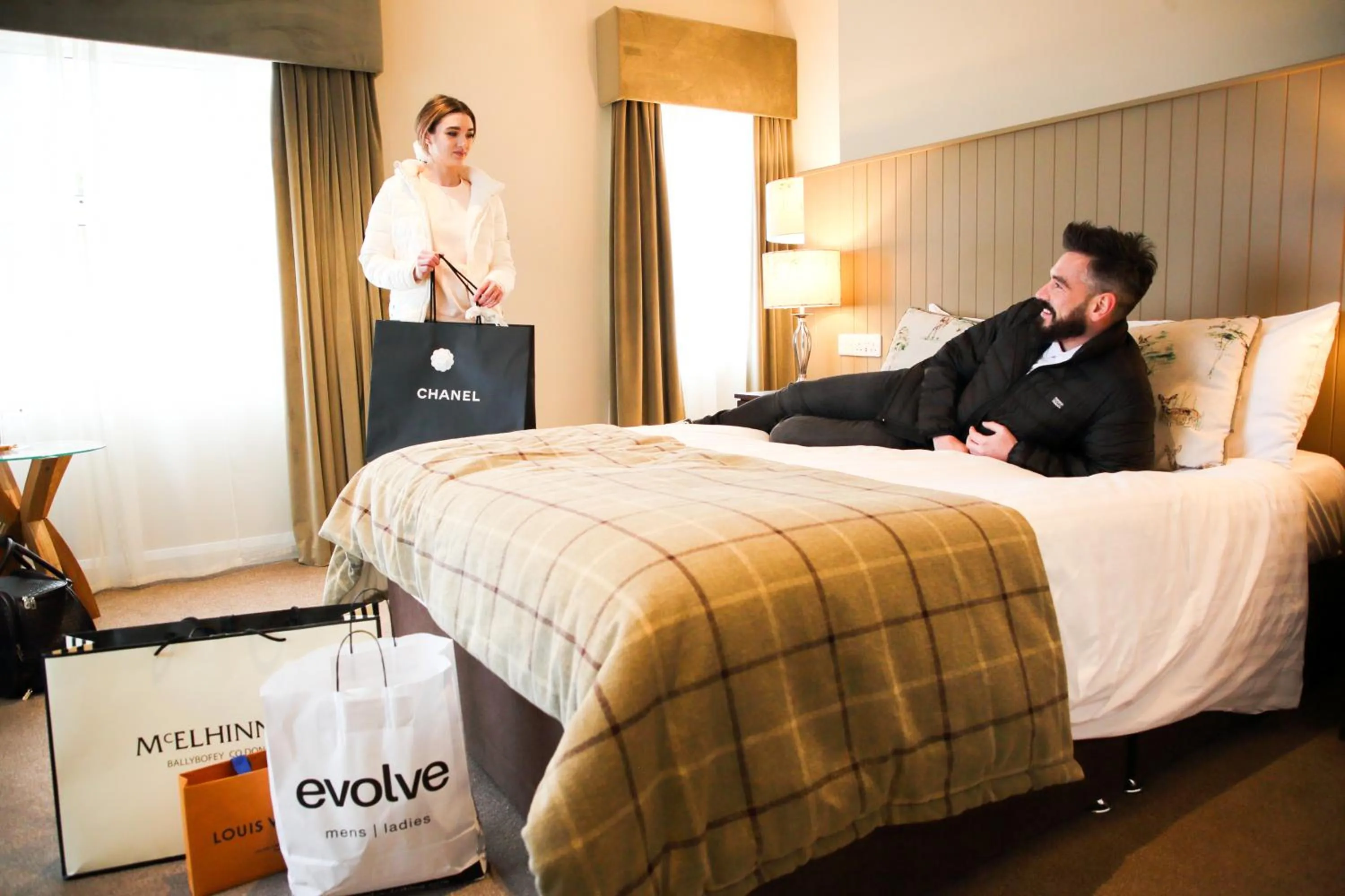 Bedroom, Bed in Mulroy Woods Hotel