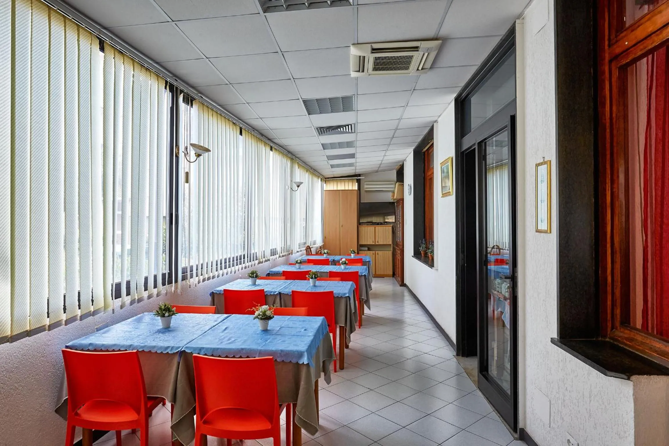 Communal lounge/ TV room in Hotel Palace