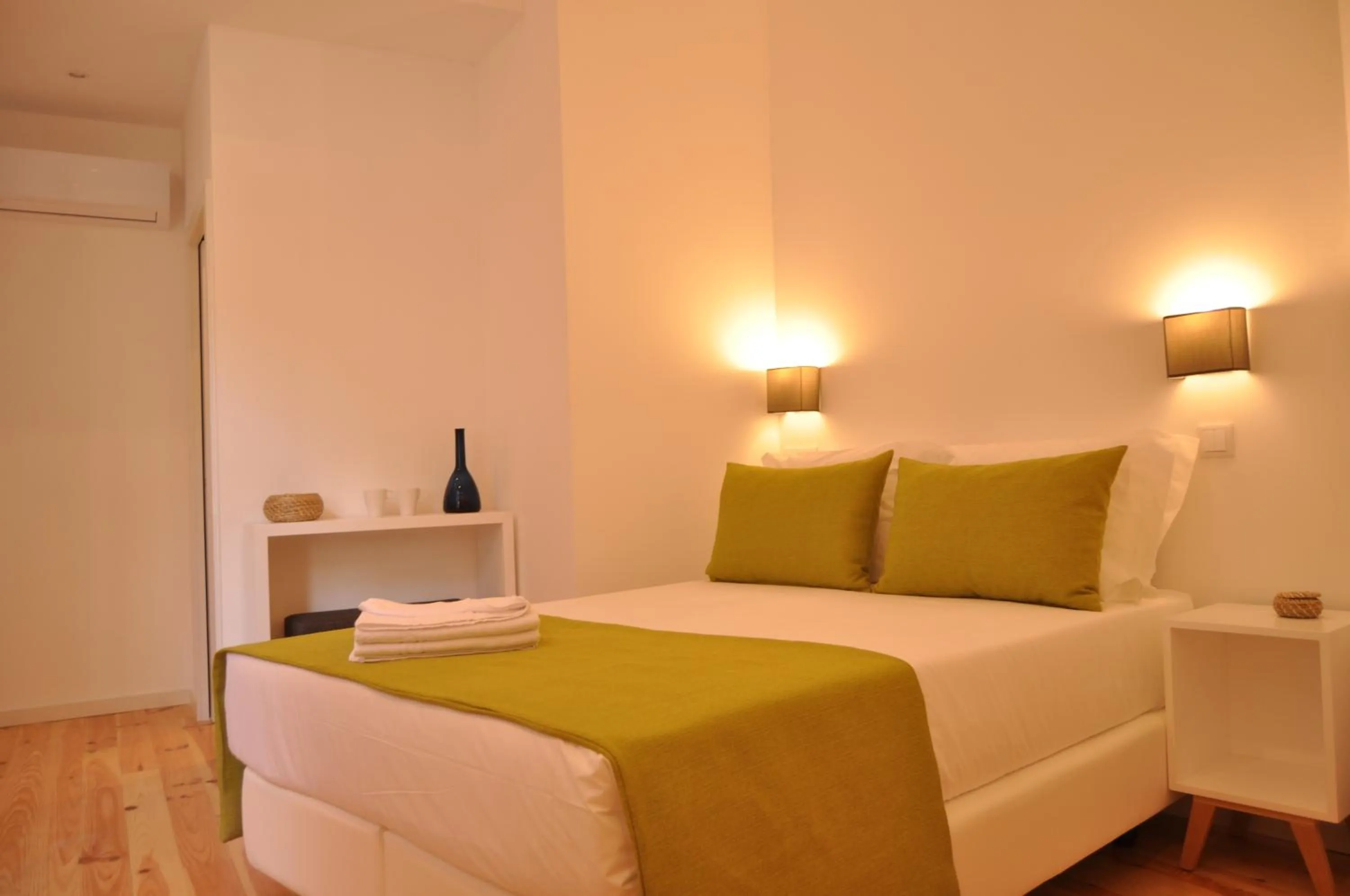 Bed in Mystay Porto Batalha