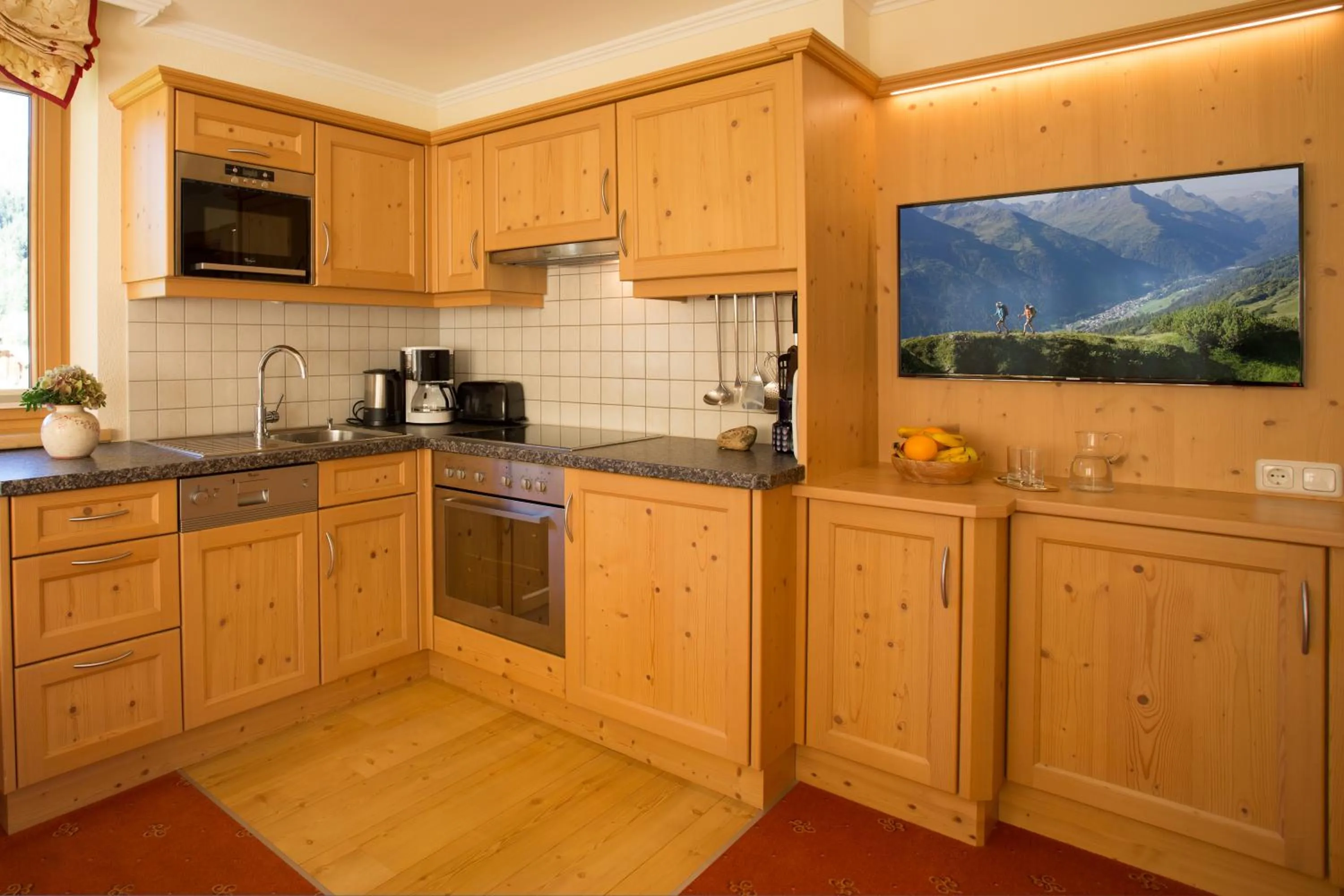 Kitchen or kitchenette in Landhaus Zauser