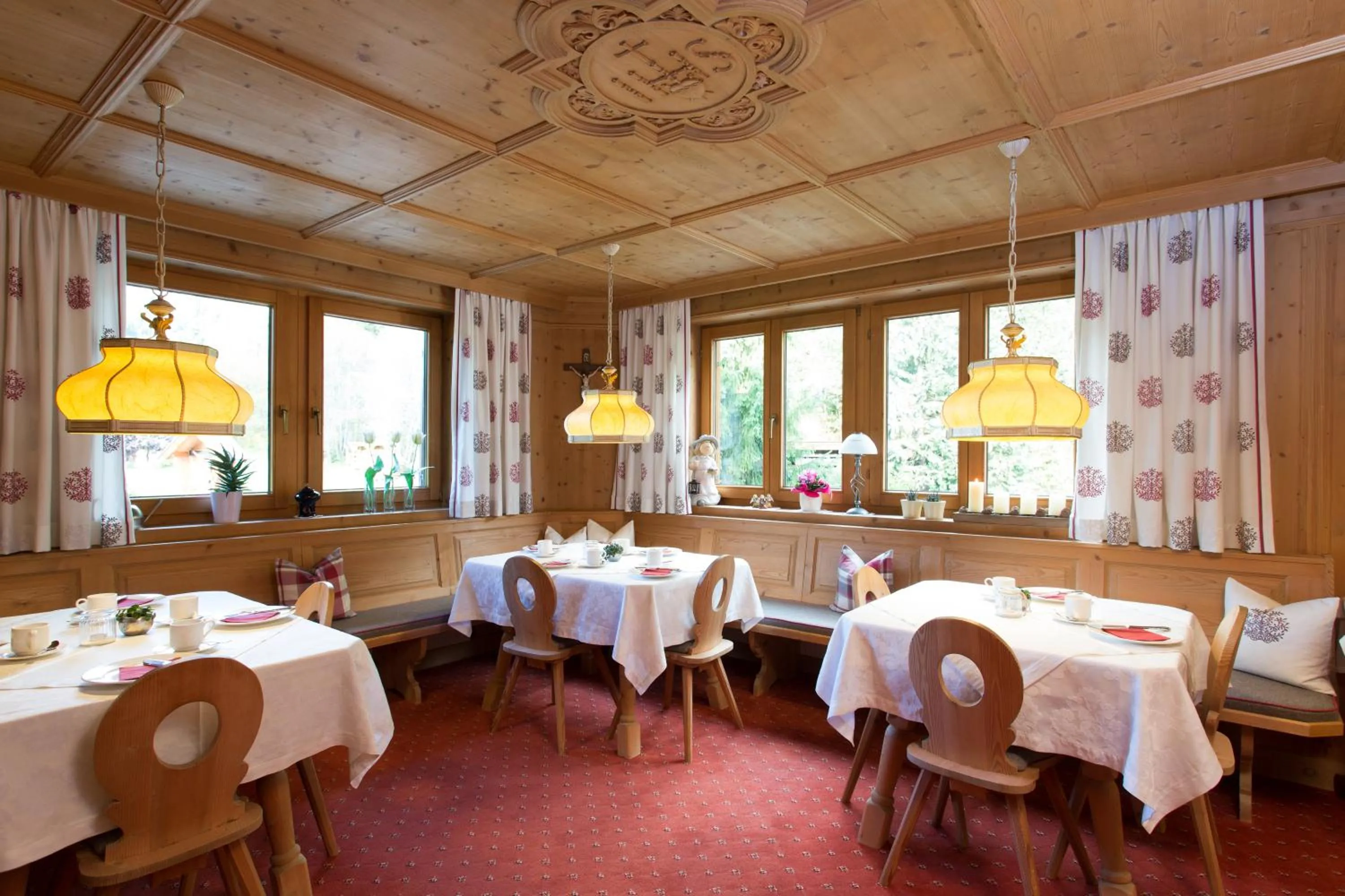 Buffet breakfast in Landhaus Zauser